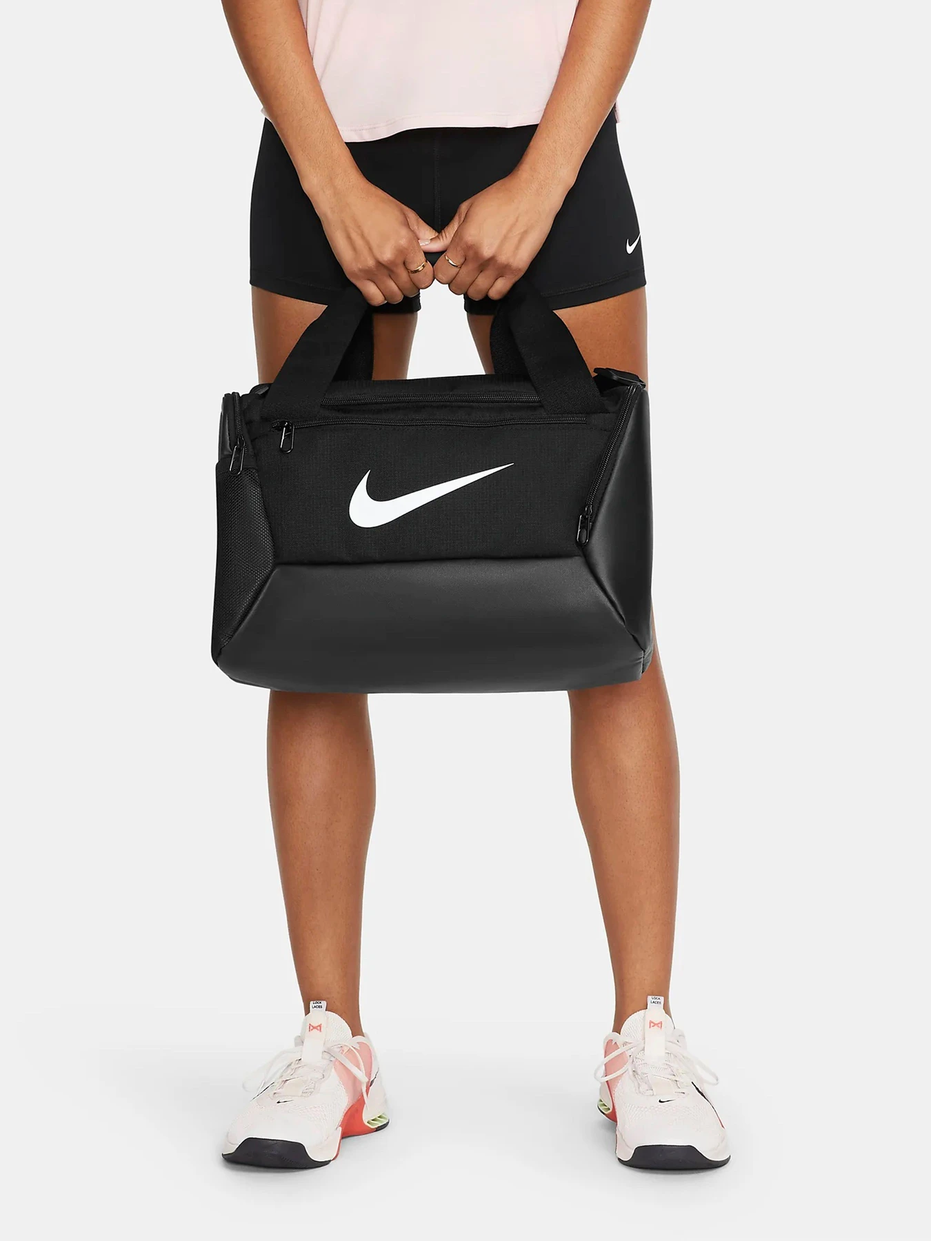 Сумки NIKE модель DM3977-010 Сумки NIKE модель DM3977-010 Фото