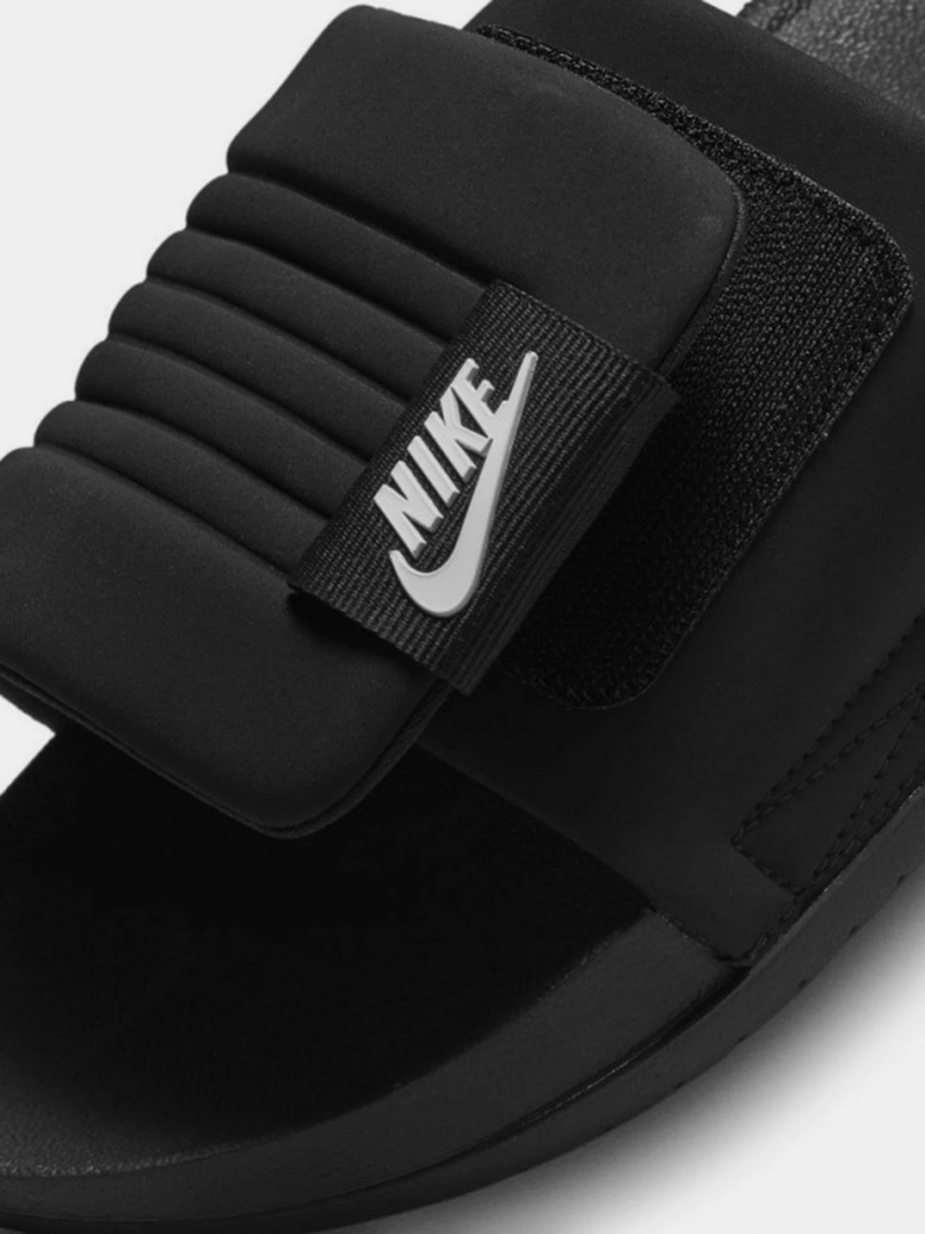 Тапки NIKE модель DQ9624-001 Тапки NIKE модель DQ9624-001 Фото