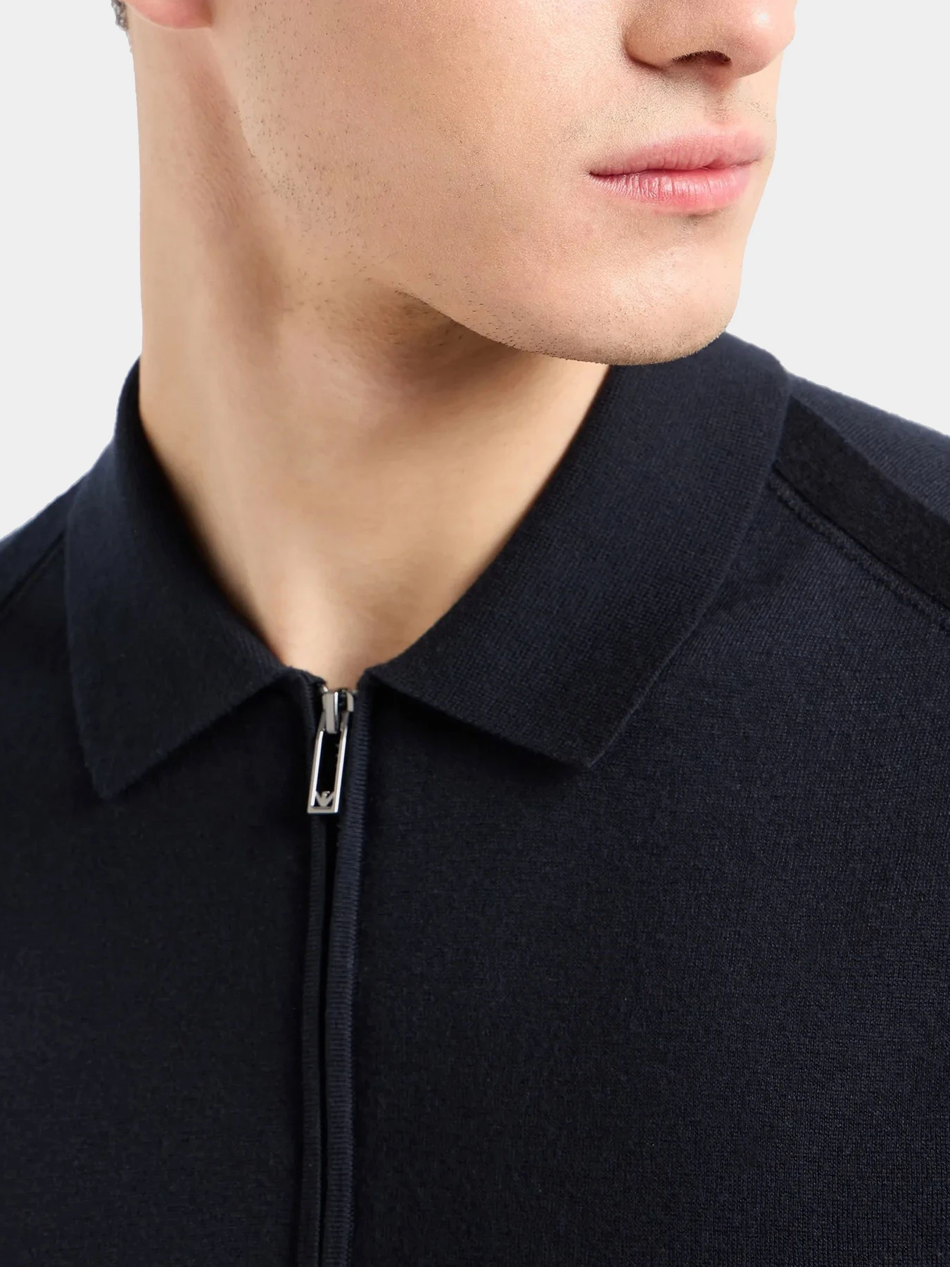 Футболки и поло Emporio Armani модель 6D1MXF-1MJKZ-0920 Футболки и поло Emporio Armani модель 6D1MXF-1MJKZ-0920 Фото