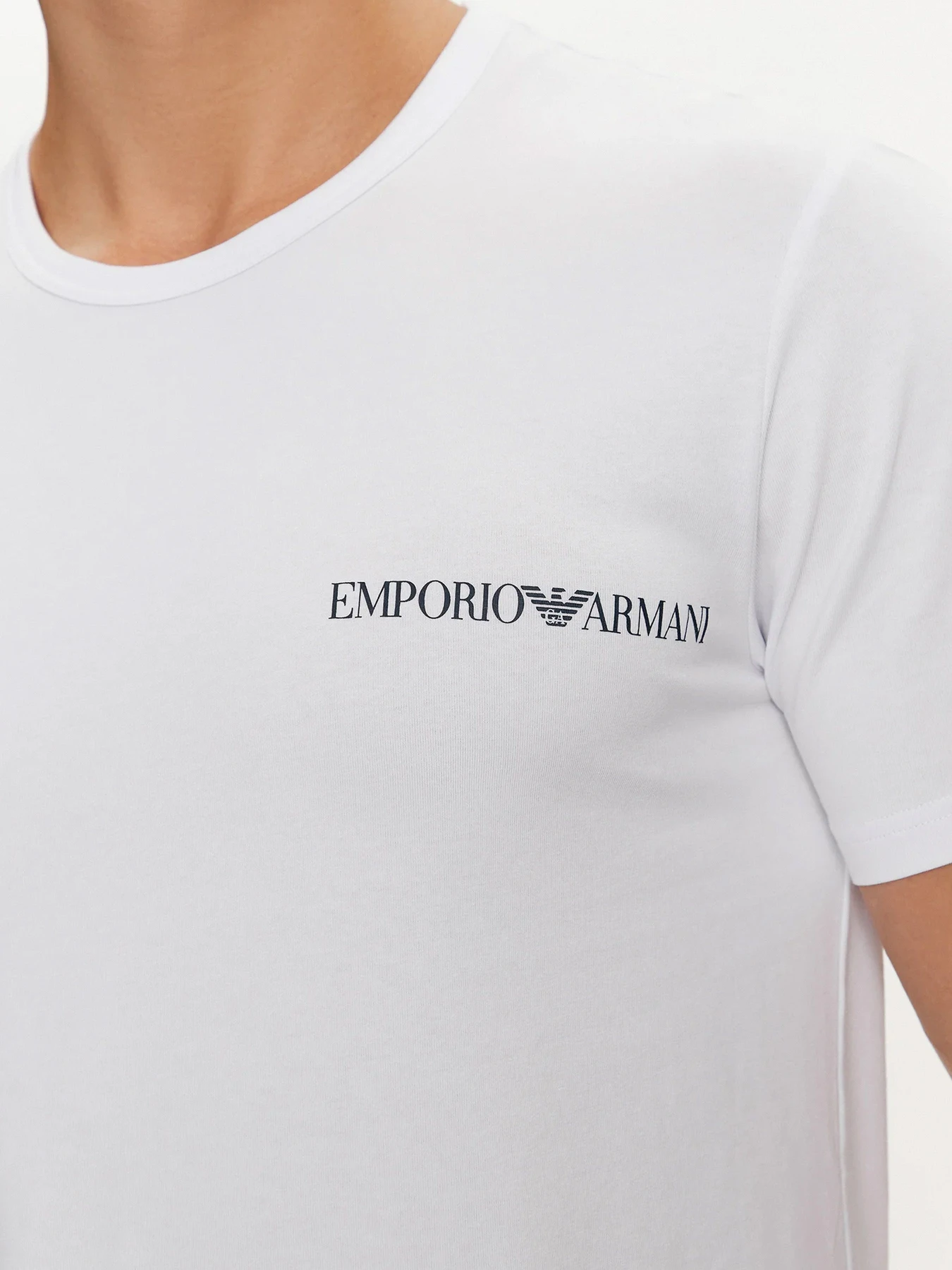 Футболки и поло Emporio Armani модель 111267-4F717-33034 Футболки и поло Emporio Armani модель 111267-4F717-33034 Фото