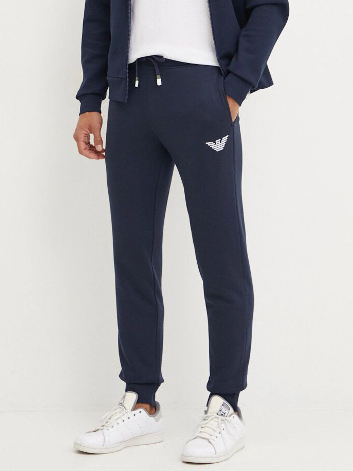 Брюки Emporio Armani модель 111873-4F571-00135 Брюки Emporio Armani модель 111873-4F571-00135 Фото