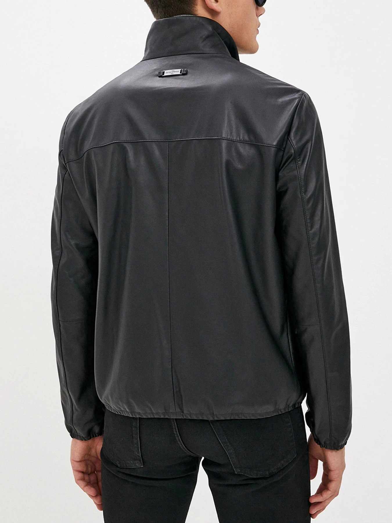 Куртки и дубленки Emporio Armani модель 01R55P-01P54-999 Фото