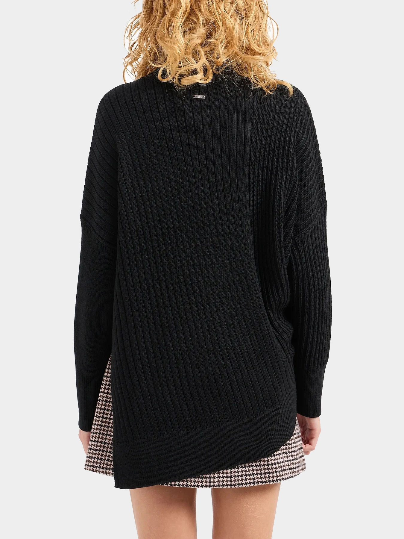 Худи и свитшоты Armani Exchange модель 6DYM1H-YM1RZ-1200 Худи и свитшоты Armani Exchange модель 6DYM1H-YM1RZ-1200 Фото