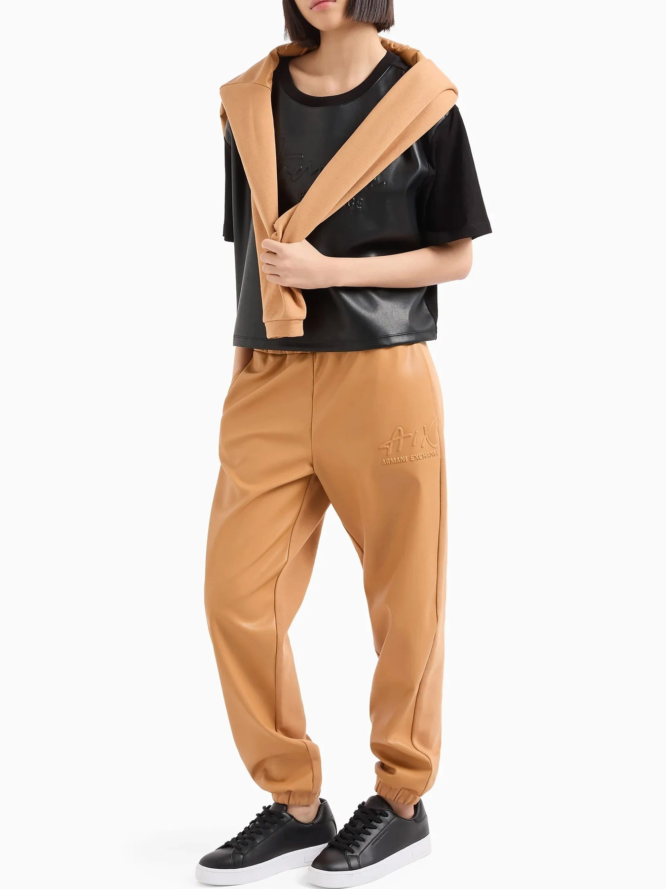 Худи и свитшоты Armani Exchange модель 6DYM90-YJFLZ-1788 Худи и свитшоты Armani Exchange модель 6DYM90-YJFLZ-1788 Фото