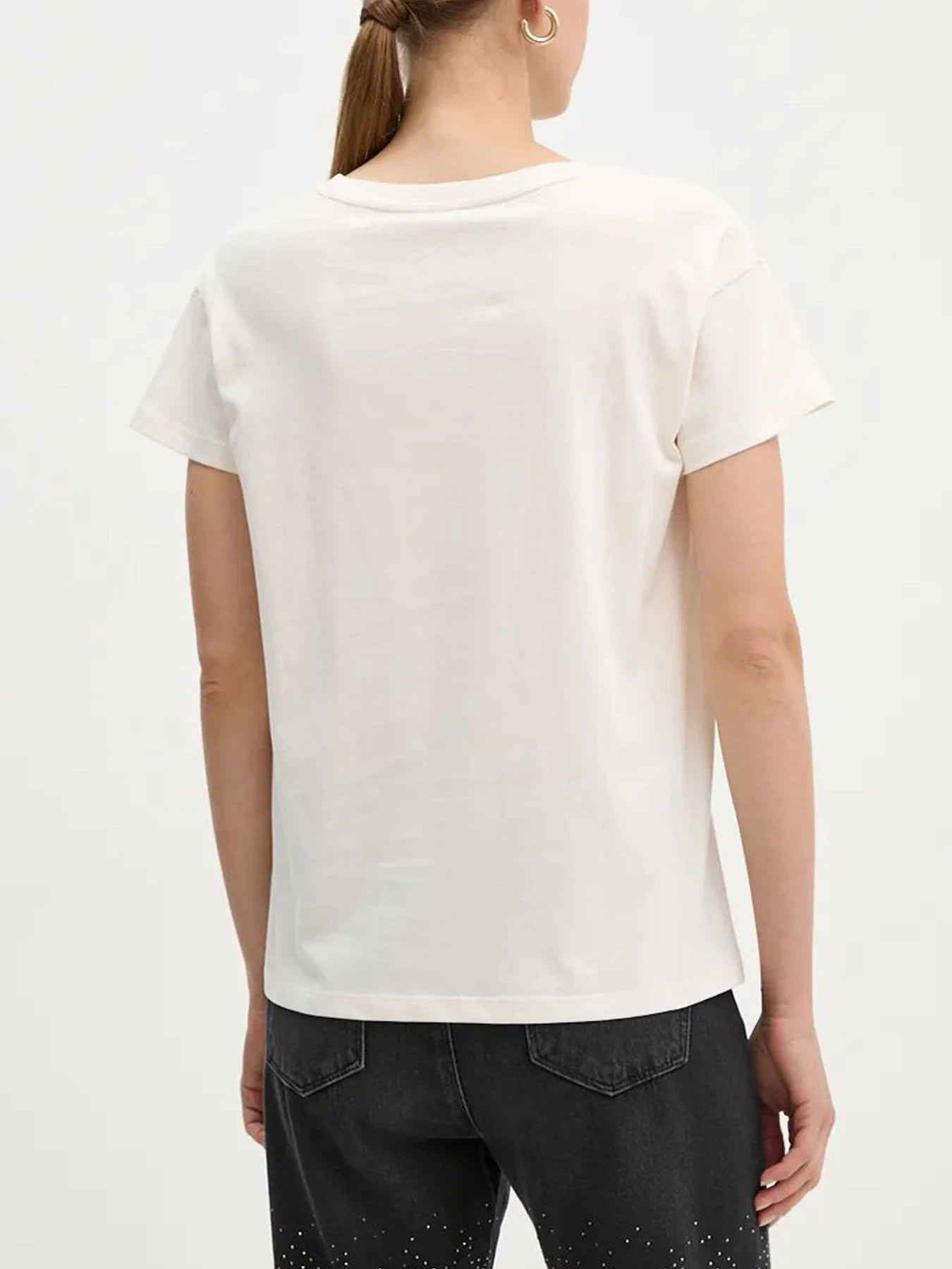 Футболки и поло Armani Exchange модель 6DYT24-YJ3RZ-1130 Футболки и поло Armani Exchange модель 6DYT24-YJ3RZ-1130 Фото