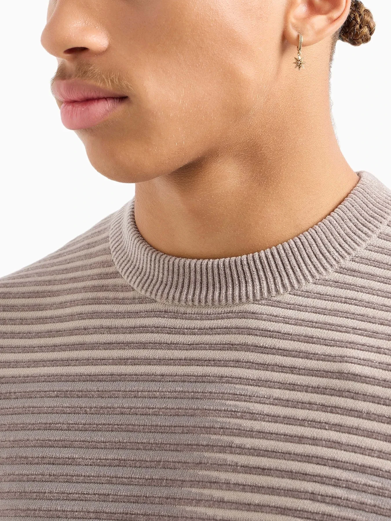 Худи и свитшоты Armani Exchange модель 6DZM2P-ZM4PZ-17AC Худи и свитшоты Armani Exchange модель 6DZM2P-ZM4PZ-17AC Фото