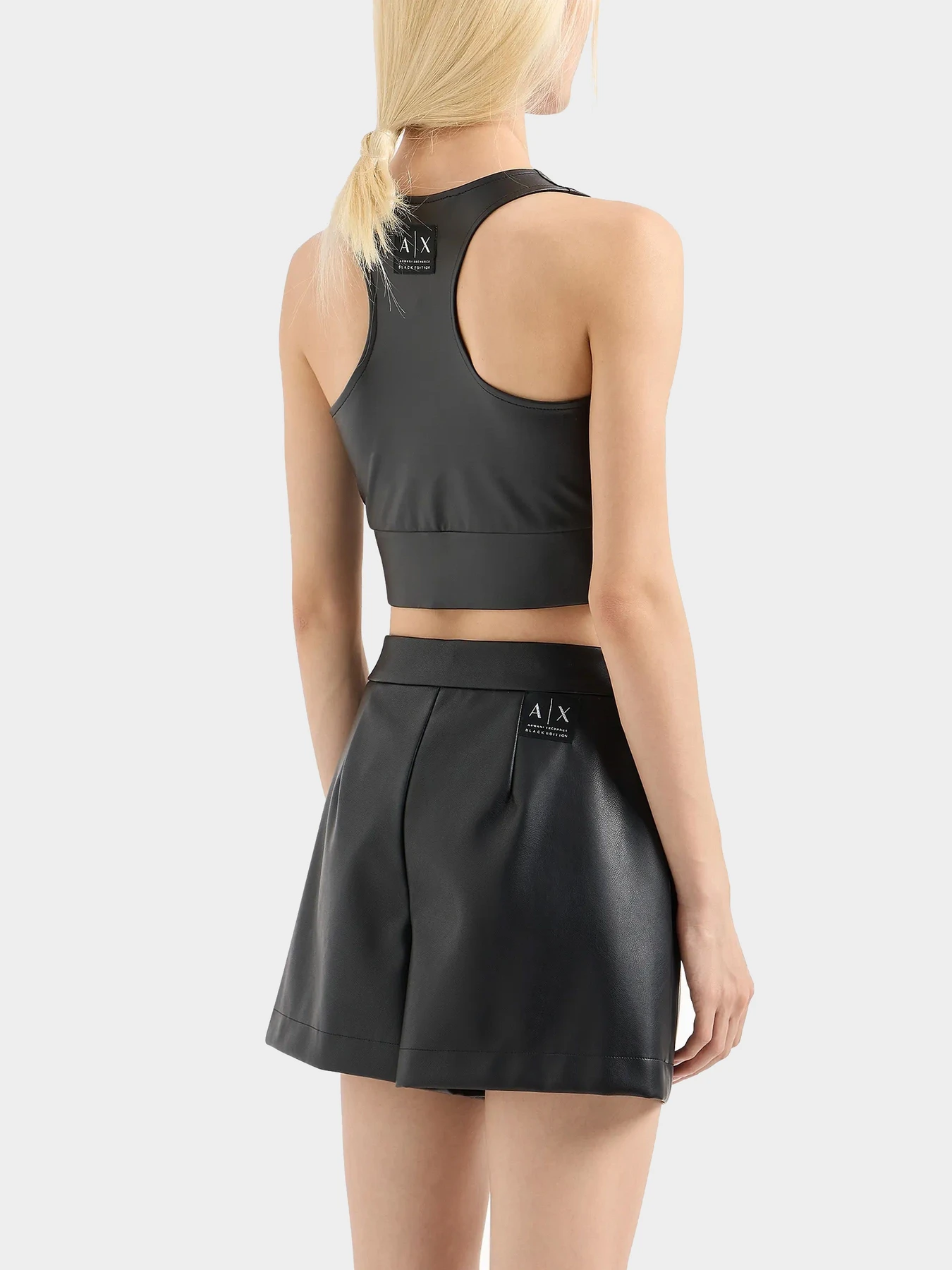 Шорты Armani Exchange модель XW000052-AF10203-UC001 Шорты Armani Exchange модель XW000052-AF10203-UC001 Фото