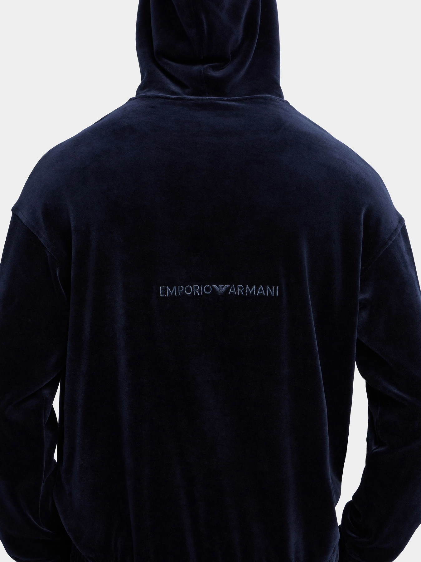 Худи и свитшоты Emporio Armani модель 6D1M77-1JOUZ-0920 Худи и свитшоты Emporio Armani модель 6D1M77-1JOUZ-0920 Фото