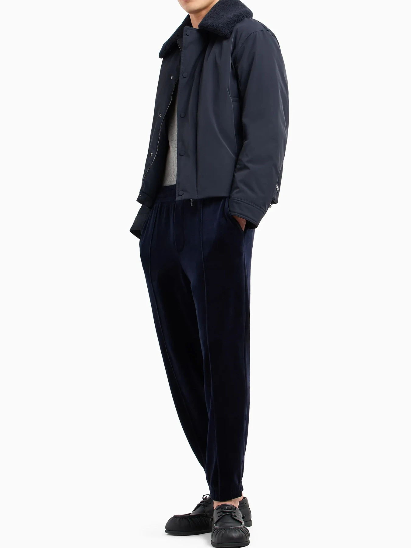 Брюки Emporio Armani модель 6D1PL8-1JOUZ-0920 Брюки Emporio Armani модель 6D1PL8-1JOUZ-0920 Фото