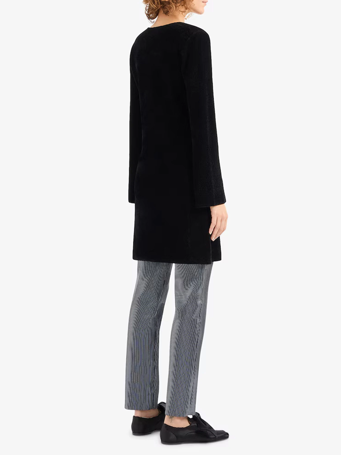 Платья Emporio Armani модель 6D2ATA-2M29Z-0999 Платья Emporio Armani модель 6D2ATA-2M29Z-0999 Фото
