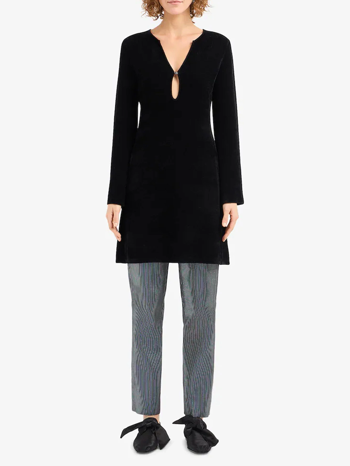 Платья Emporio Armani модель 6D2ATA-2M29Z-0999 Платья Emporio Armani модель 6D2ATA-2M29Z-0999 Фото
