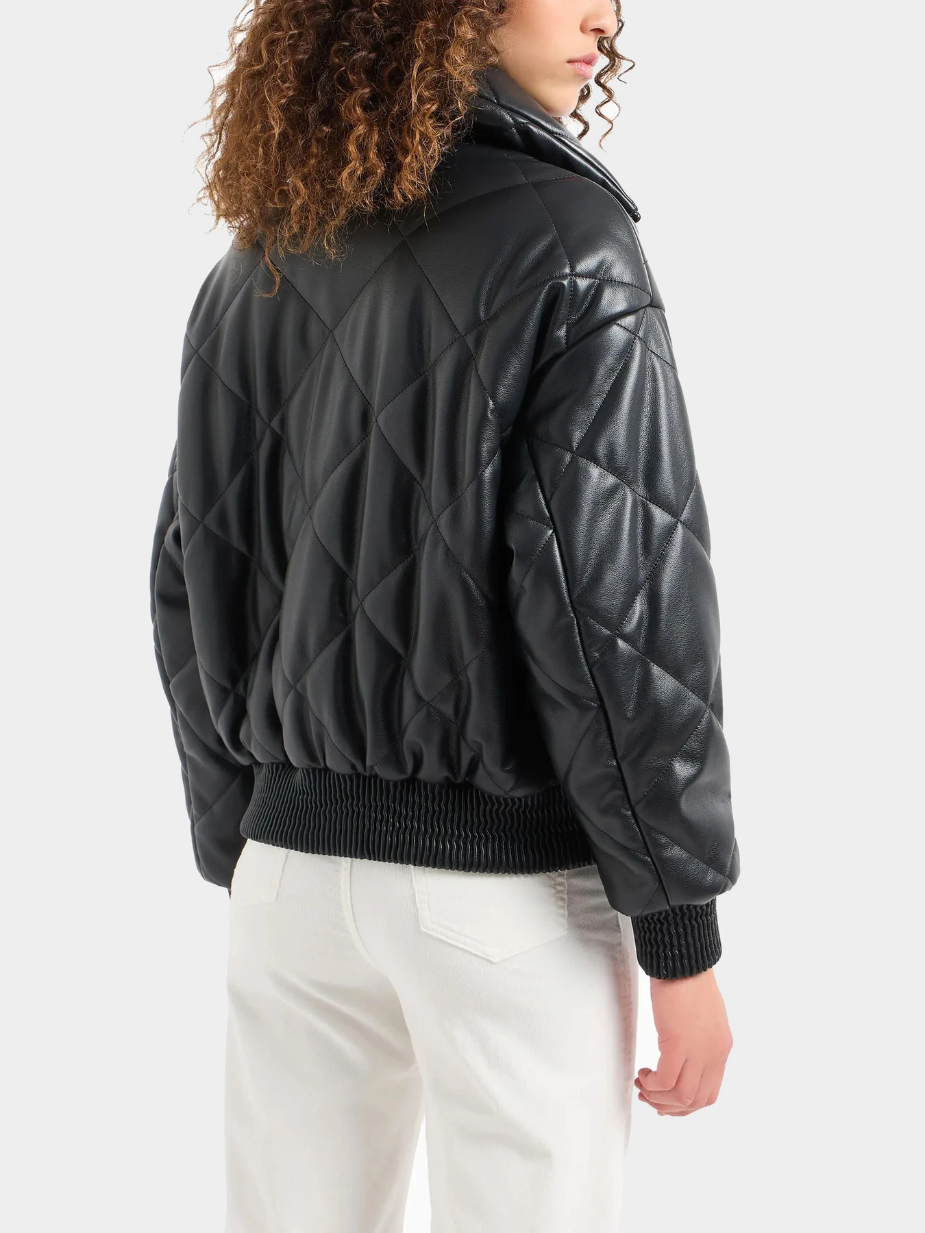 Куртки и дубленки Emporio Armani модель 6D2B68-2NGLZ-0999 Куртки и дубленки Emporio Armani модель 6D2B68-2NGLZ-0999 Фото