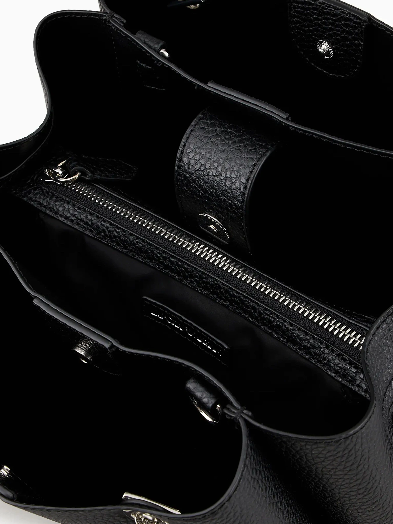 Сумки Emporio Armani модель Y3D159-YFN6E-81386 Фото