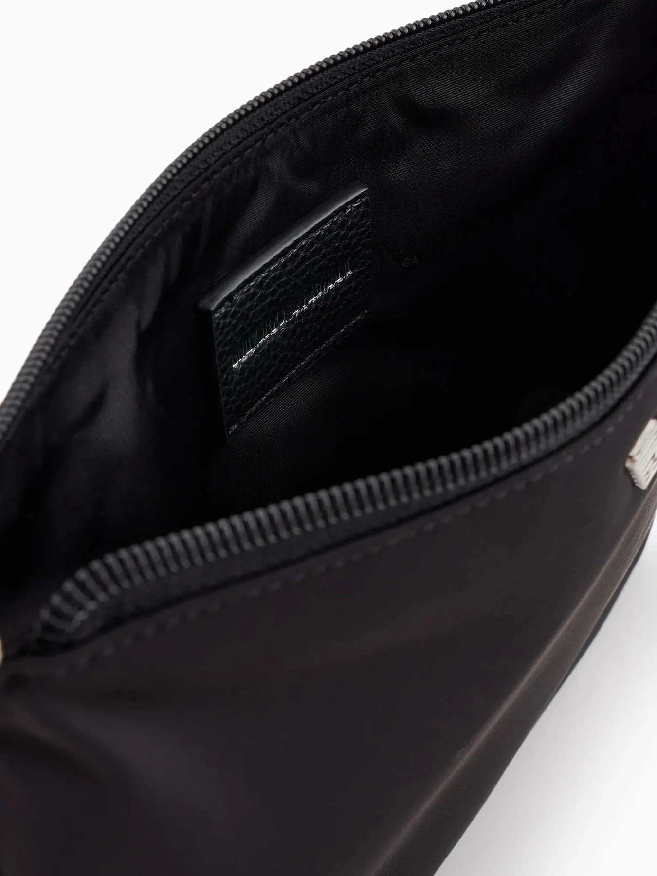 Сумки Emporio Armani модель Y3H097-YWS1E-80001 Фото