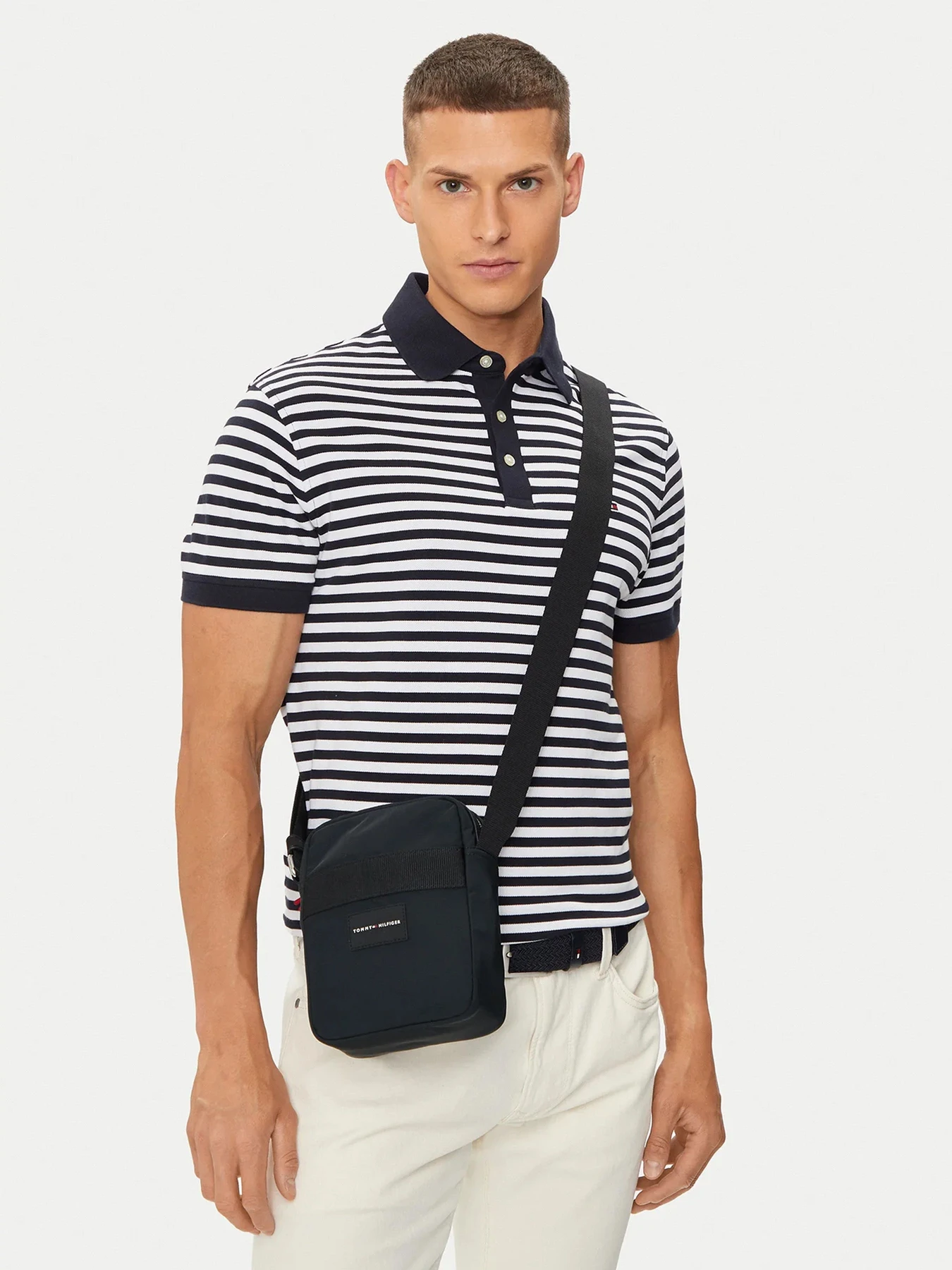Сумки Tommy Hilfiger модель AM0AM12469-BDS Сумки Tommy Hilfiger модель AM0AM12469-BDS Фото