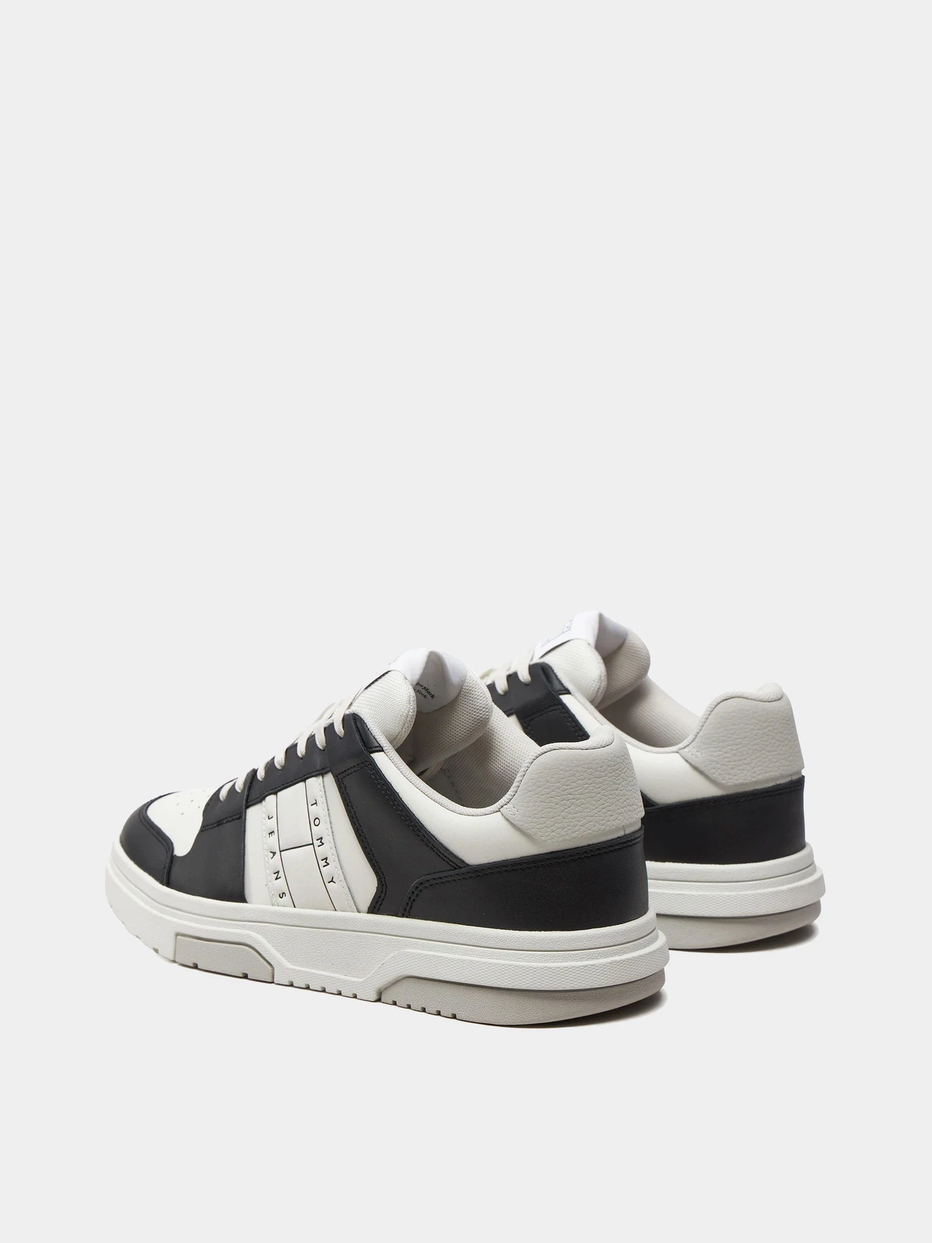 Кроссовки Tommy Hilfiger модель EM0EM01429-BDS Кроссовки Tommy Hilfiger модель EM0EM01429-BDS Фото