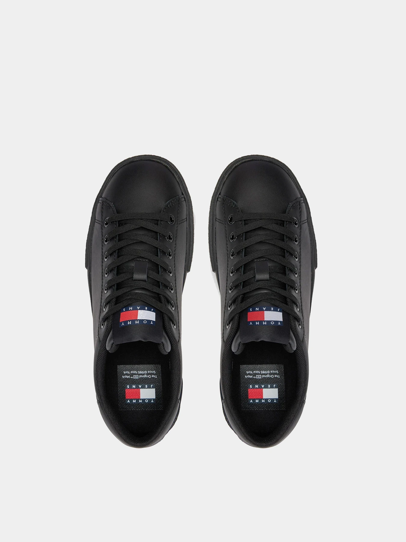 Кеды Tommy Hilfiger модель EN0EN02567-BDS Кеды Tommy Hilfiger модель EN0EN02567-BDS Фото
