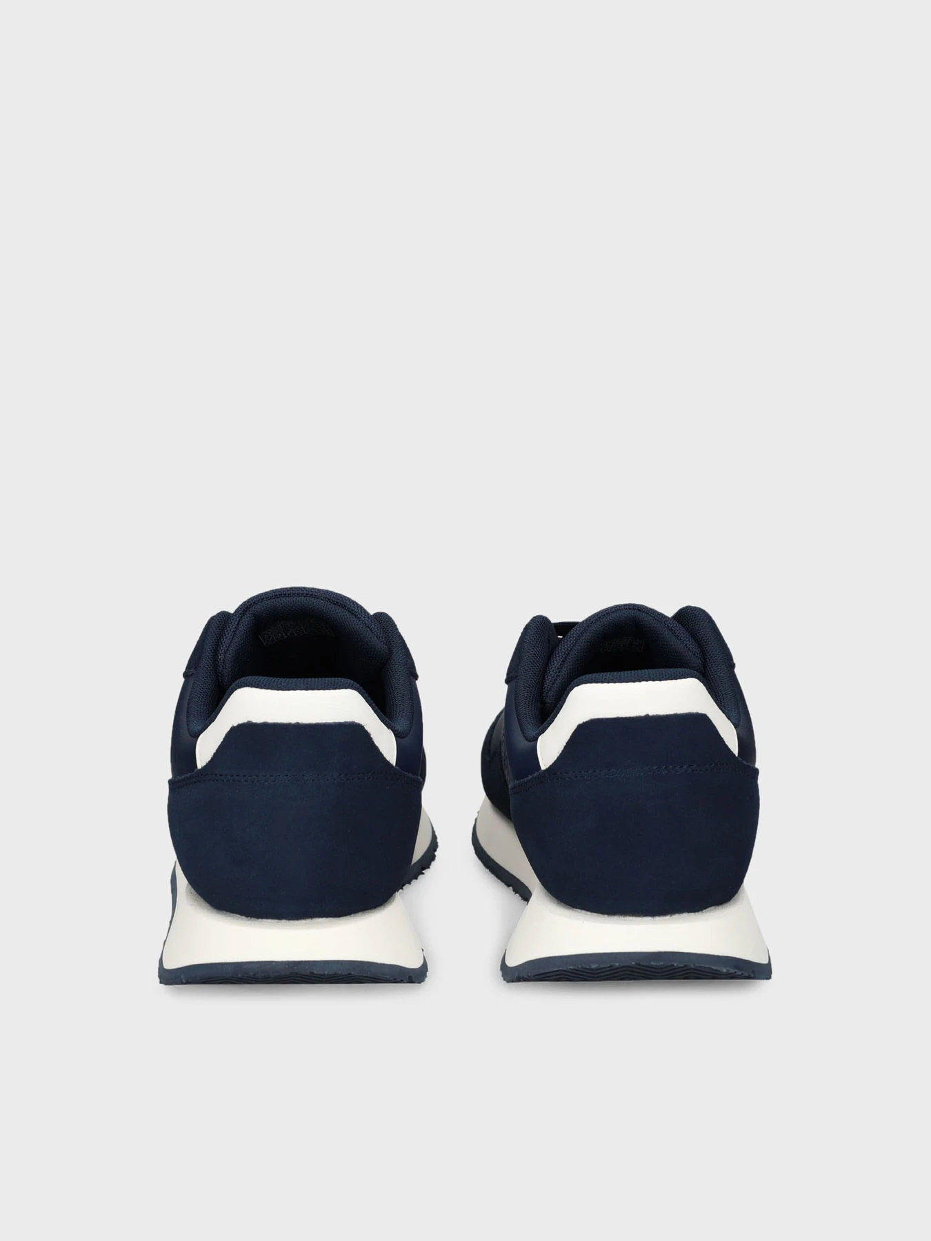 Кроссовки Tommy Hilfiger модель EM0EM01316-C1G Кроссовки Tommy Hilfiger модель EM0EM01316-C1G Фото