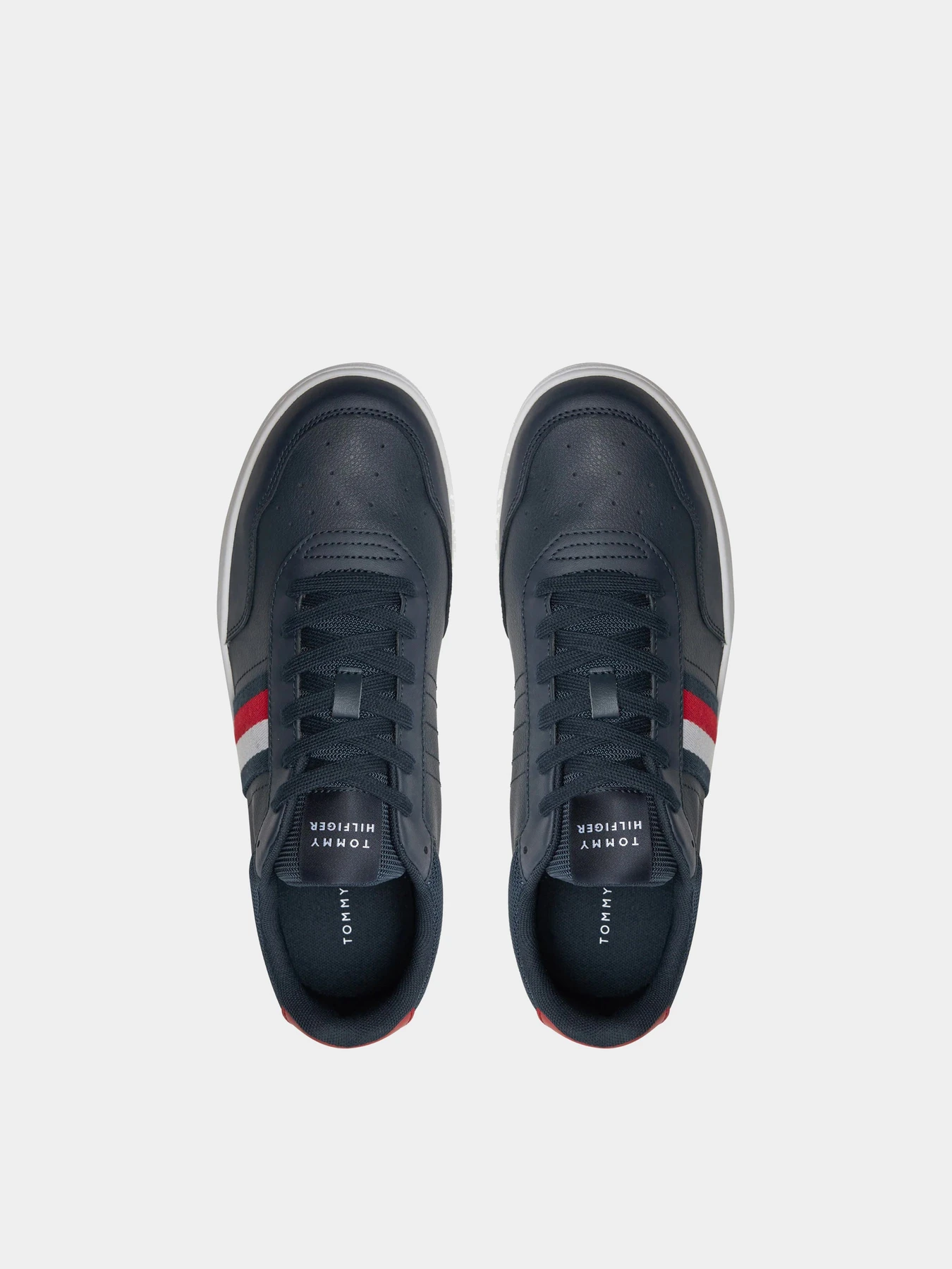 Кроссовки Tommy Hilfiger модель FM0FM05116-DW5 Кроссовки Tommy Hilfiger модель FM0FM05116-DW5 Фото