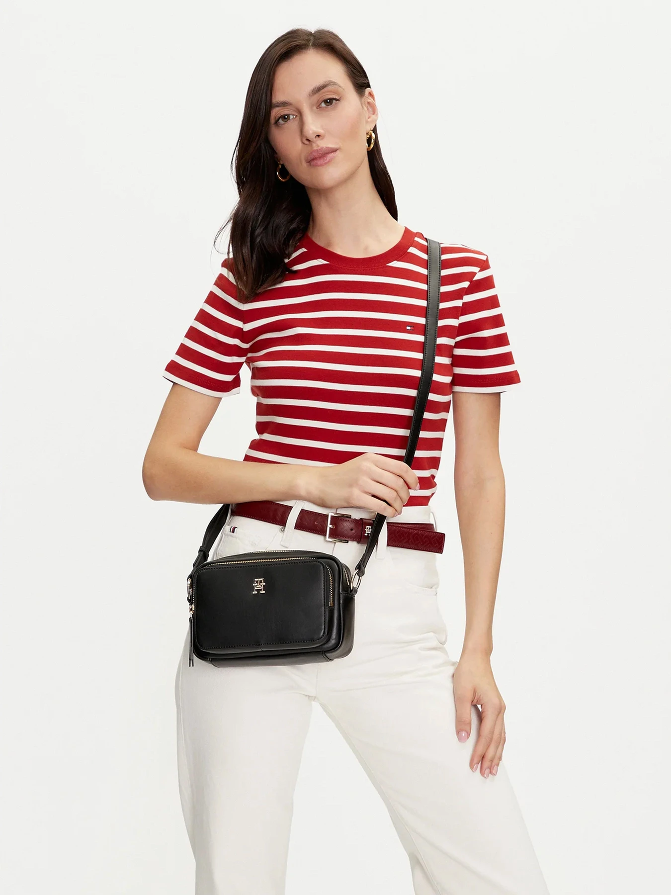 Сумки Tommy Hilfiger модель AW0AW16709-BDS Сумки Tommy Hilfiger модель AW0AW16709-BDS Фото
