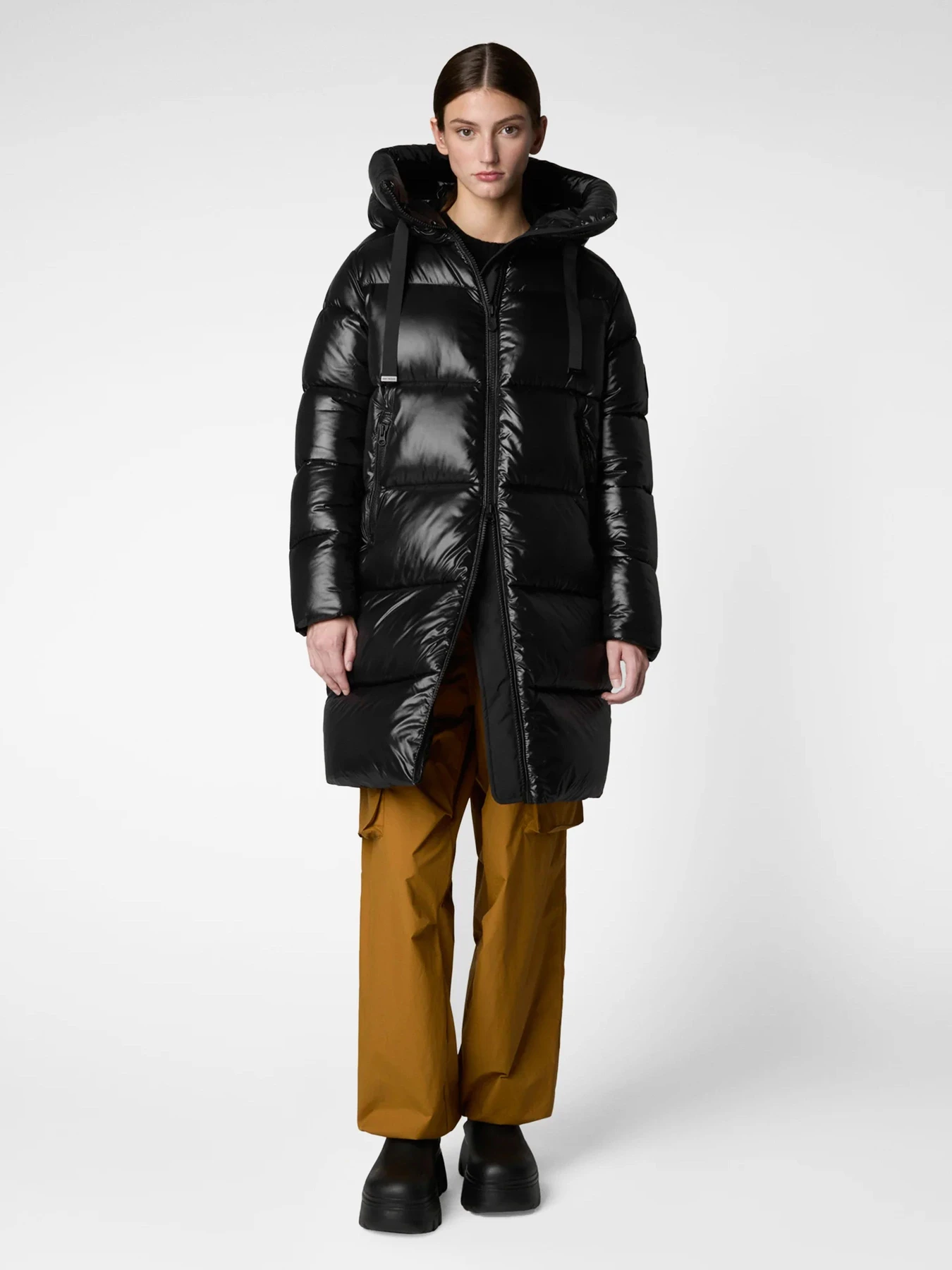 Куртки и дубленки Save the duck модель D45510W-LUCK19-10000-Black Куртки и дубленки Save the duck модель D45510W-LUCK19-10000-Black Фото