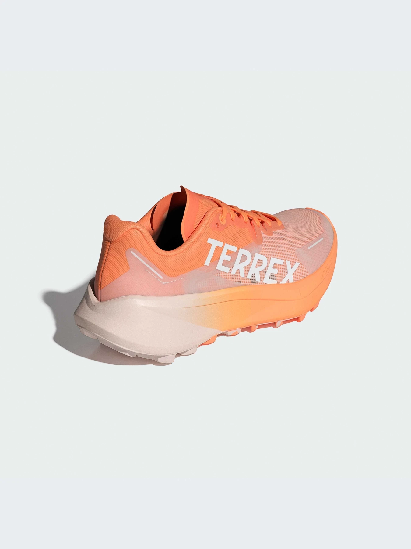 Кроссовки Adidas модель IG6582-KZ Кроссовки Adidas модель IG6582-KZ Фото