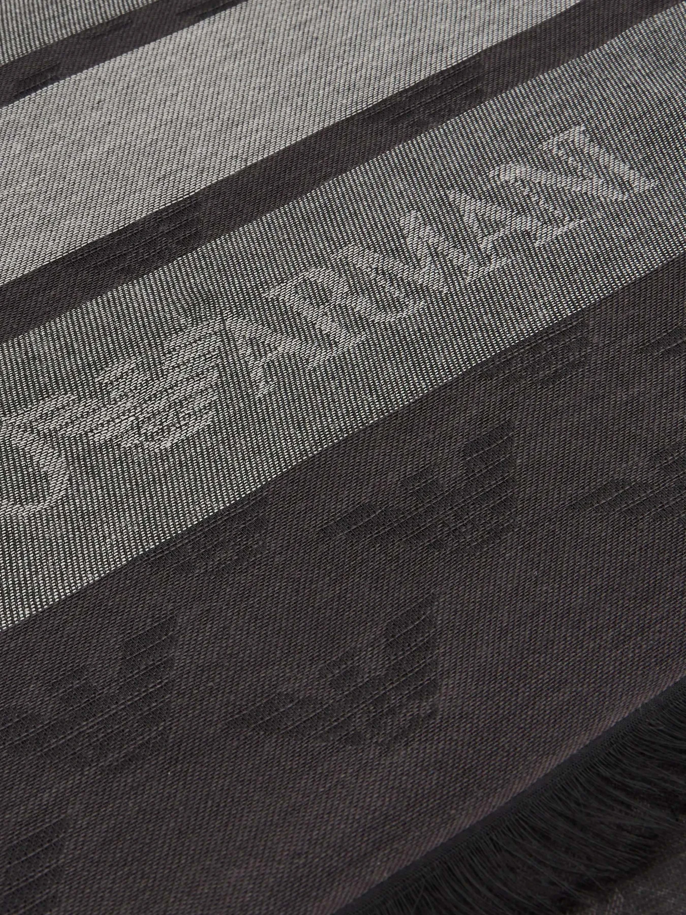 Шарфы и платки Emporio Armani модель 625256-4F383-00044 Фото