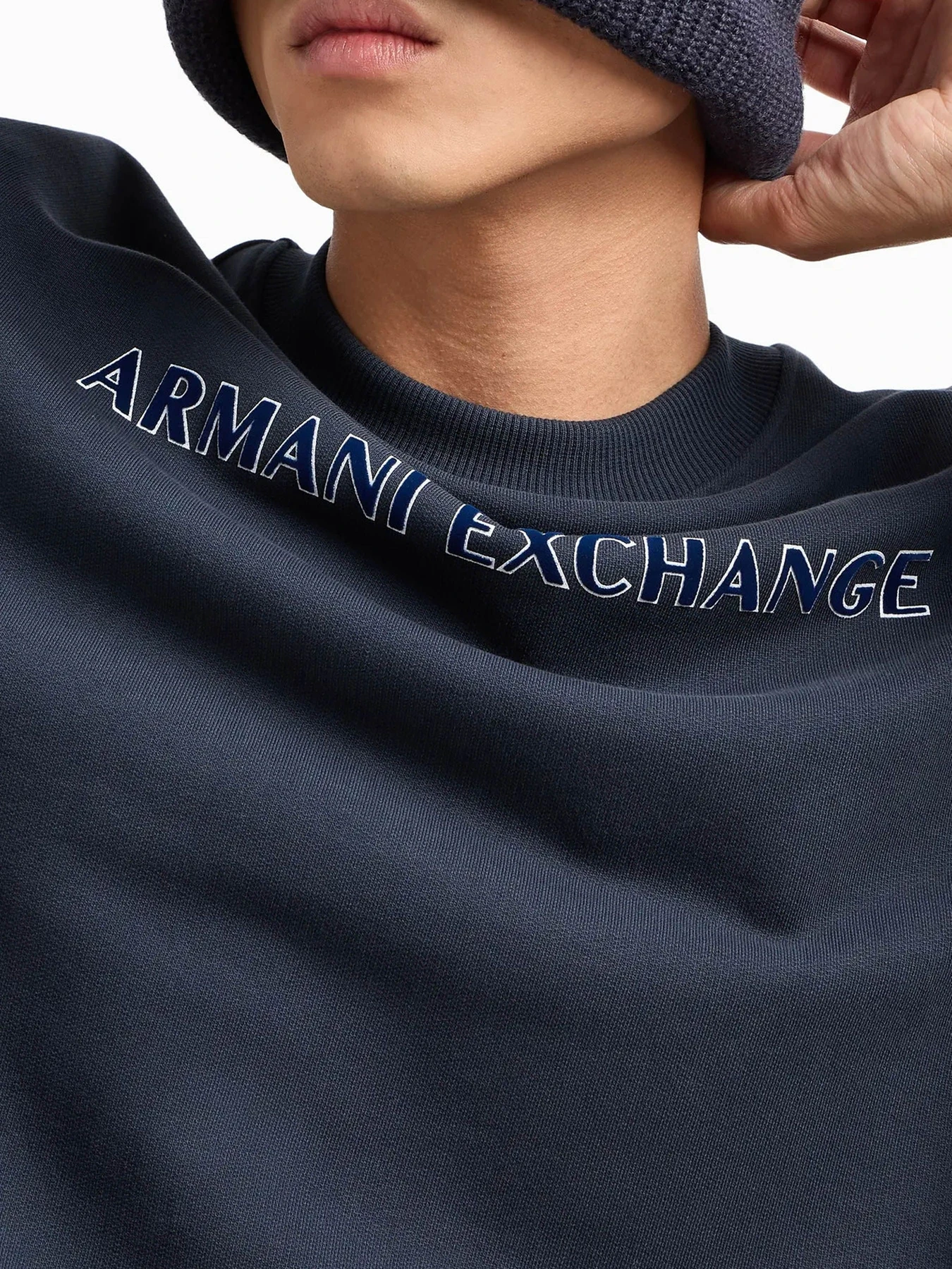 Худи и свитшоты Armani Exchange модель 6DZMBA-ZJADZ-1510 Худи и свитшоты Armani Exchange модель 6DZMBA-ZJADZ-1510 Фото