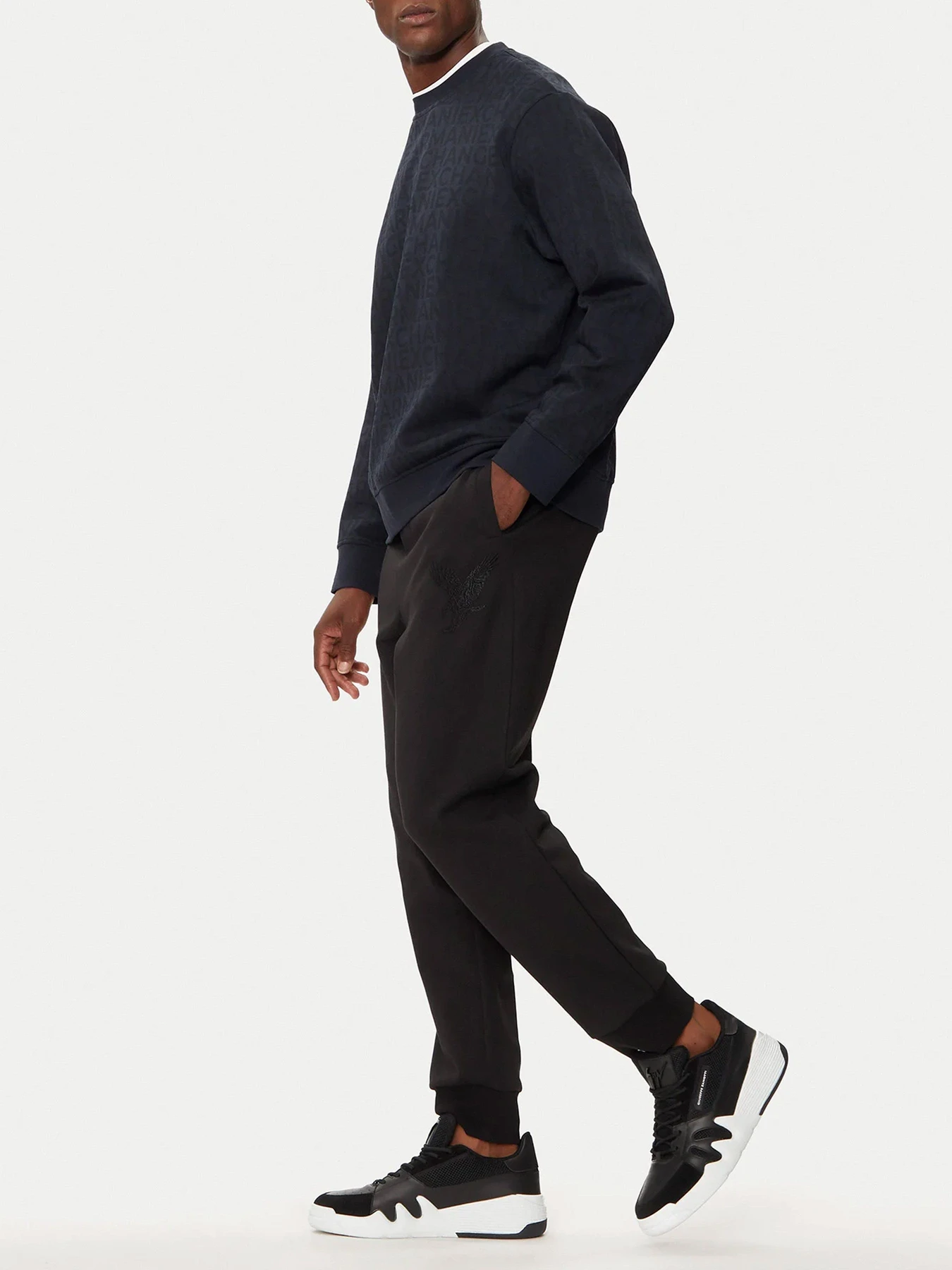Брюки Armani Exchange модель 6DZPAB-ZJKBZ-1200 Брюки Armani Exchange модель 6DZPAB-ZJKBZ-1200 Фото