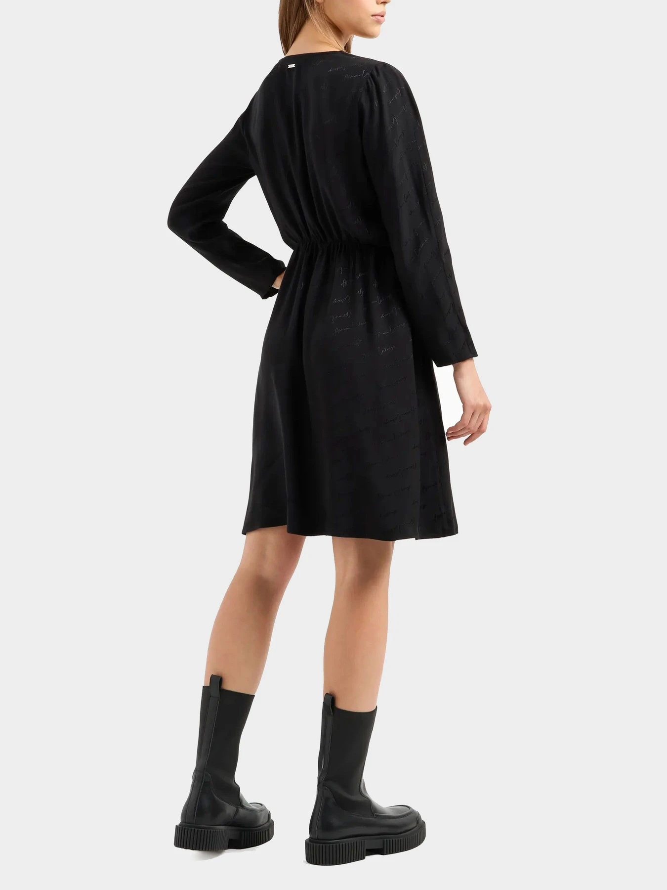 Платья Armani Exchange модель 6DYA21-YN4VZ-1200 Платья Armani Exchange модель 6DYA21-YN4VZ-1200 Фото