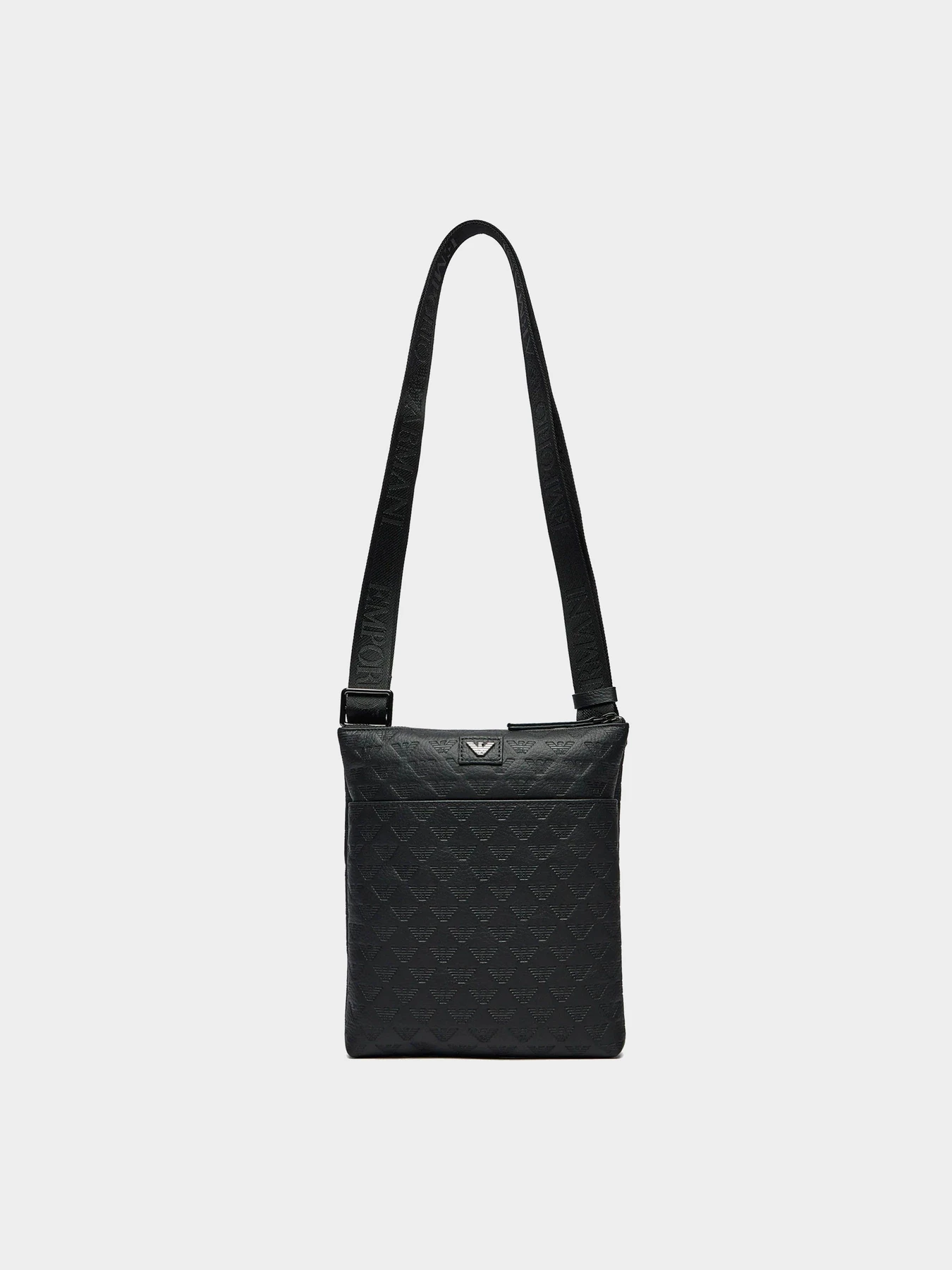 Сумки Emporio Armani модель Y4M416-YQ67I-80001 Сумки Emporio Armani модель Y4M416-YQ67I-80001 Фото