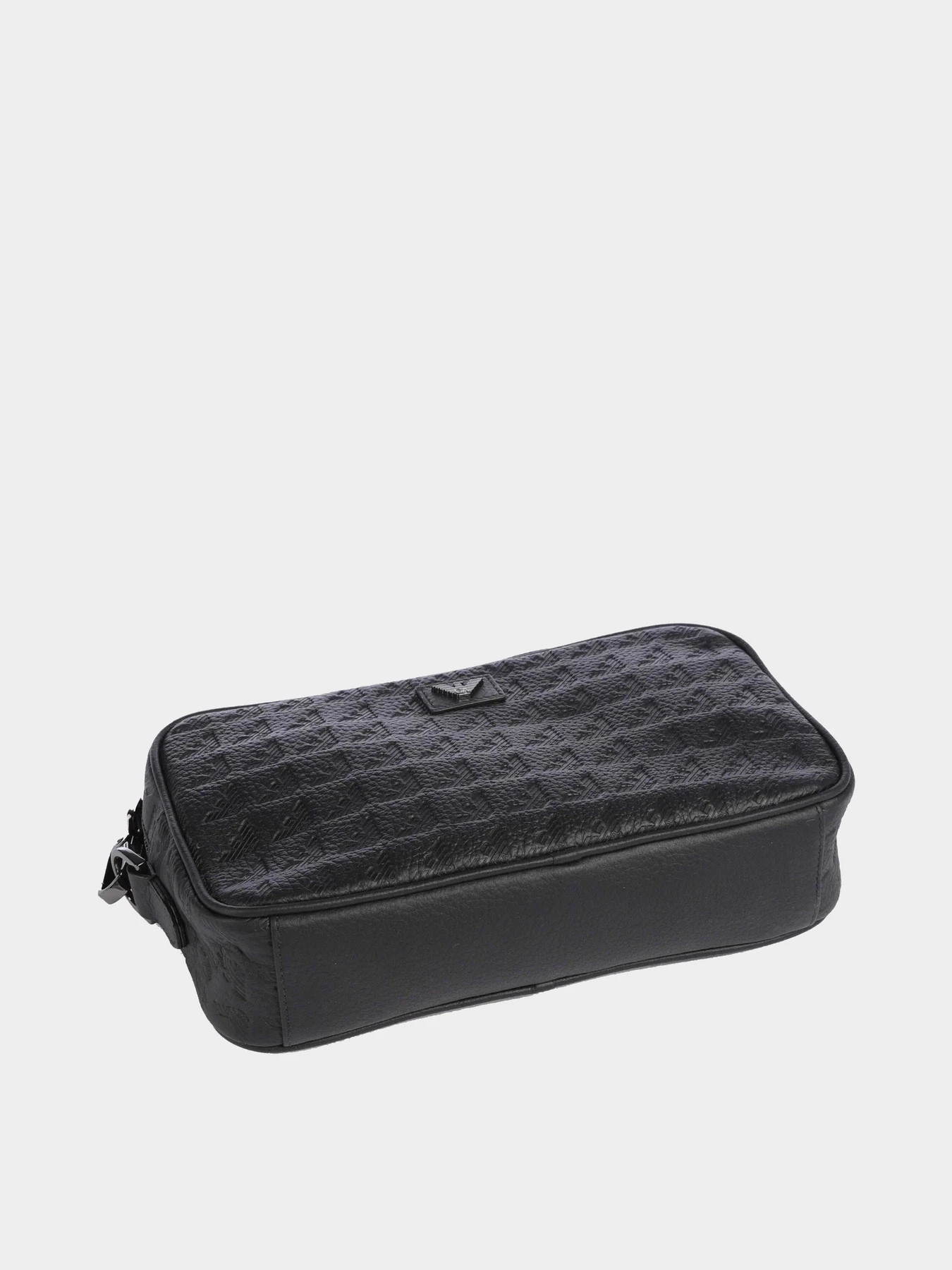 Сумки Emporio Armani модель Y4R599-YQ67I-80001 Сумки Emporio Armani модель Y4R599-YQ67I-80001 Фото