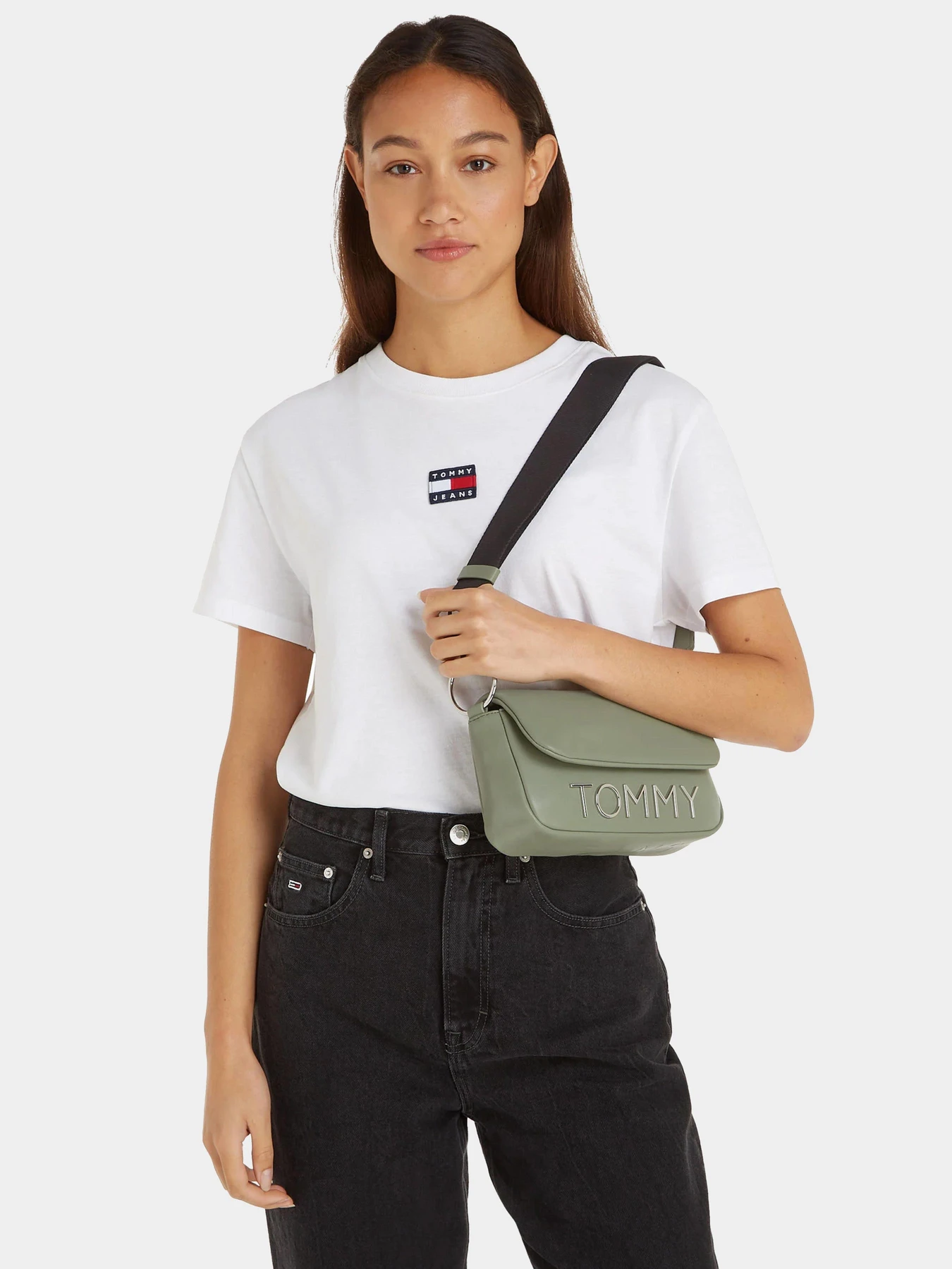 Сумки Tommy Hilfiger модель AW0AW16258-M01 Сумки Tommy Hilfiger модель AW0AW16258-M01 Фото