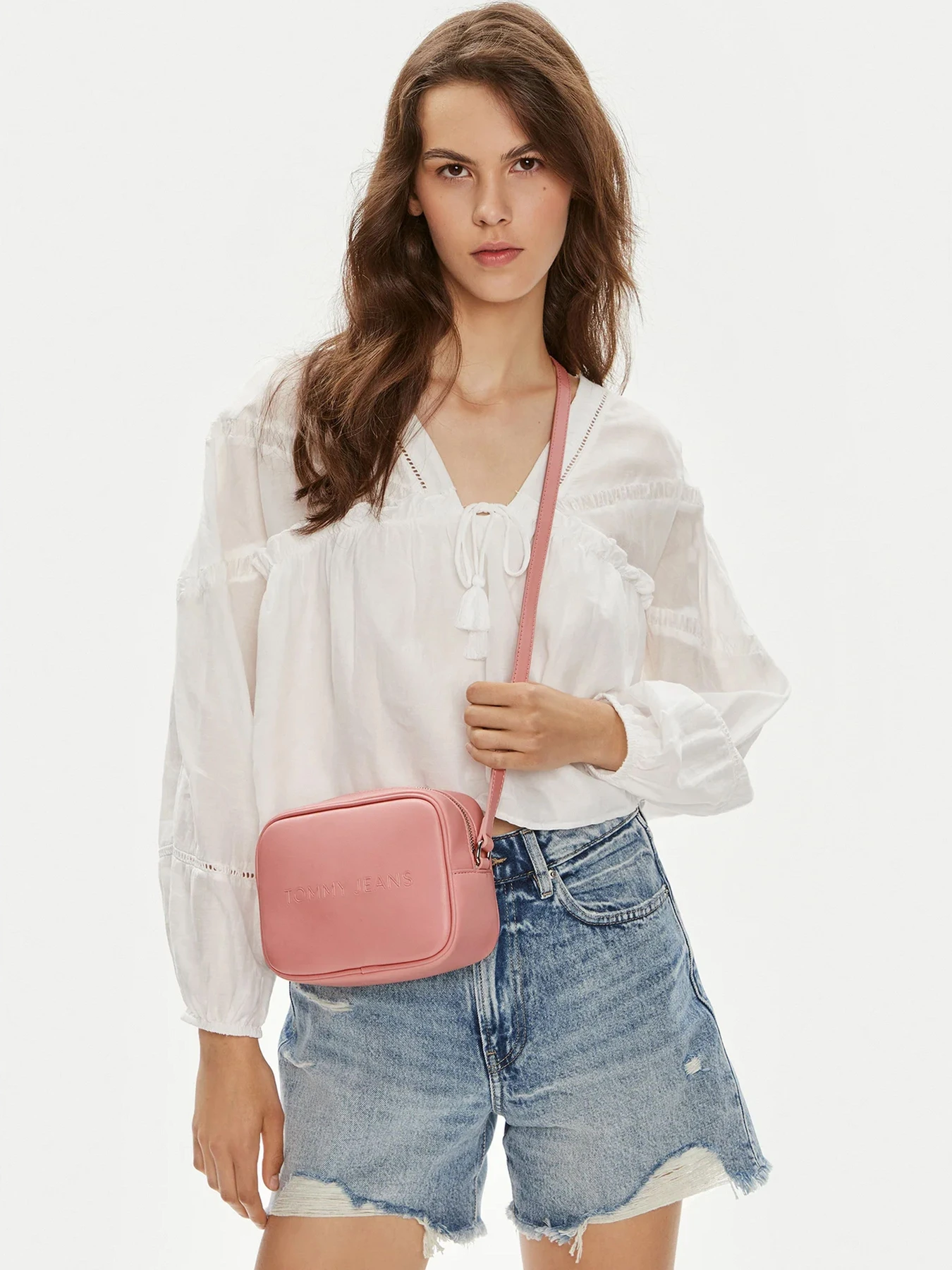 Сумки Tommy Hilfiger модель AW0AW16274-TH0 Сумки Tommy Hilfiger модель AW0AW16274-TH0 Фото