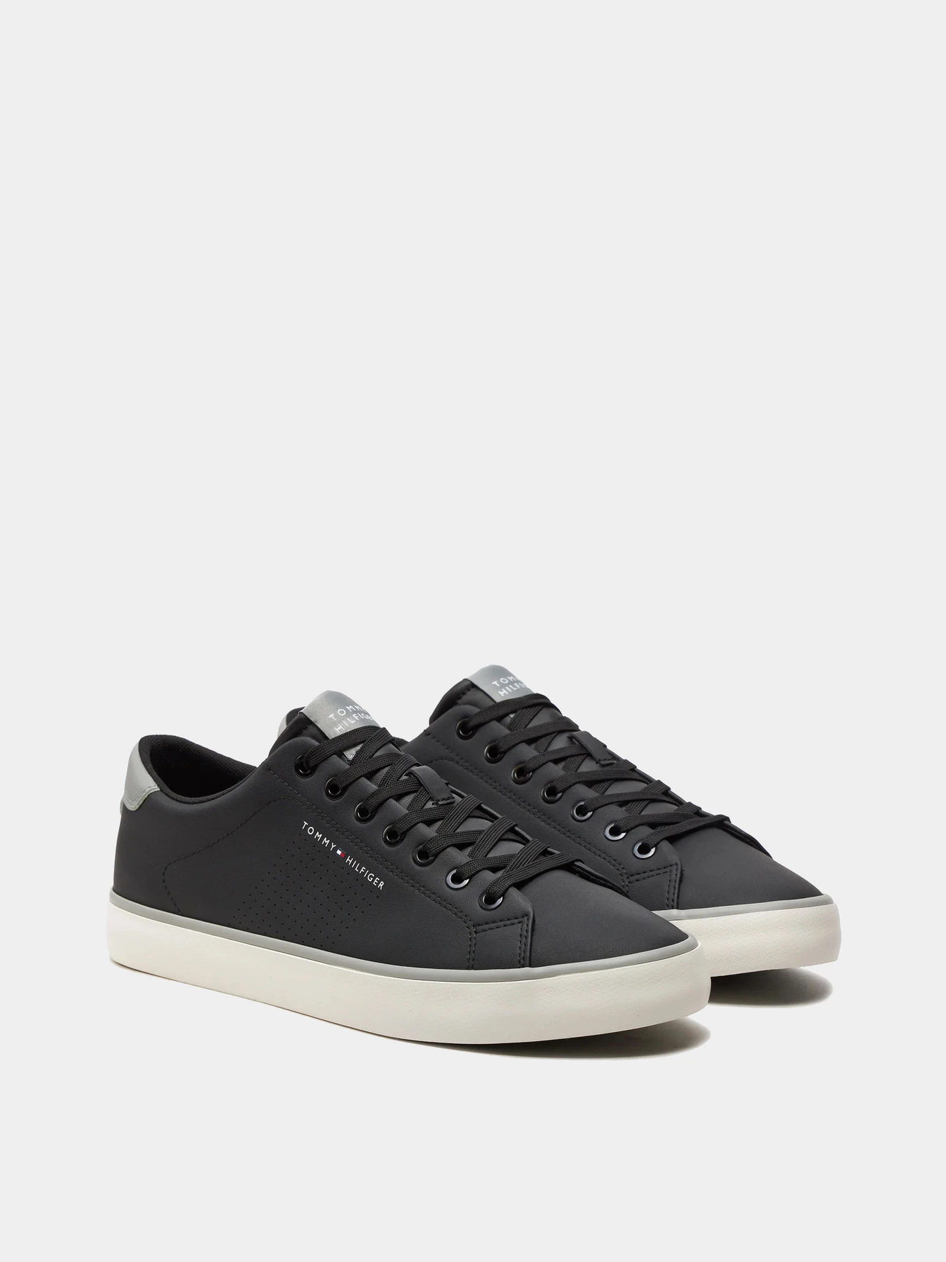 Кеды Tommy Hilfiger модель FM0FM05110-BDS Кеды Tommy Hilfiger модель FM0FM05110-BDS Фото