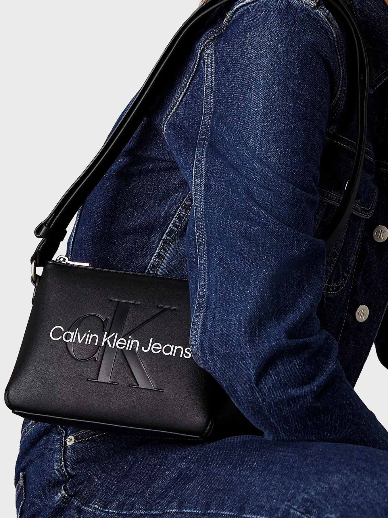 Сумки Calvin Klein модель K60K612703-0GQ Фото
