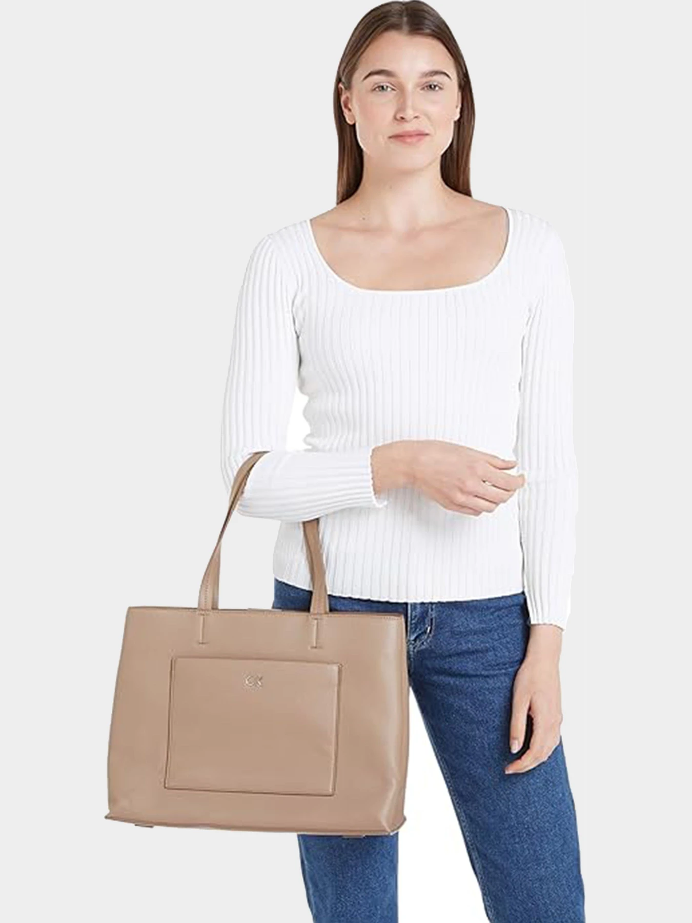 Сумки Calvin Klein модель K60K612113-PA6 Сумки Calvin Klein модель K60K612113-PA6 Фото