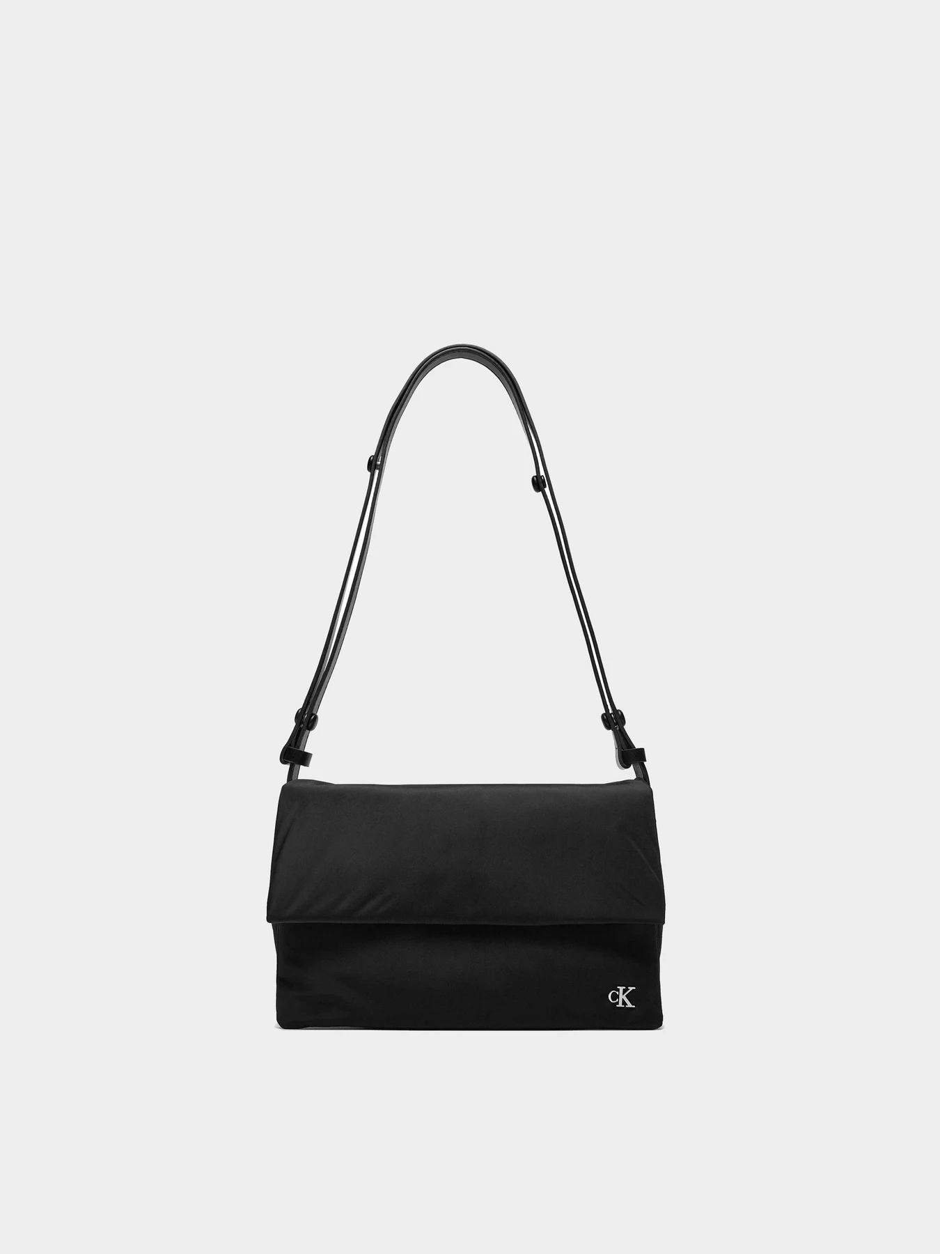 Сумки Calvin Klein модель K60K612224-BEH Сумки Calvin Klein модель K60K612224-BEH Фото