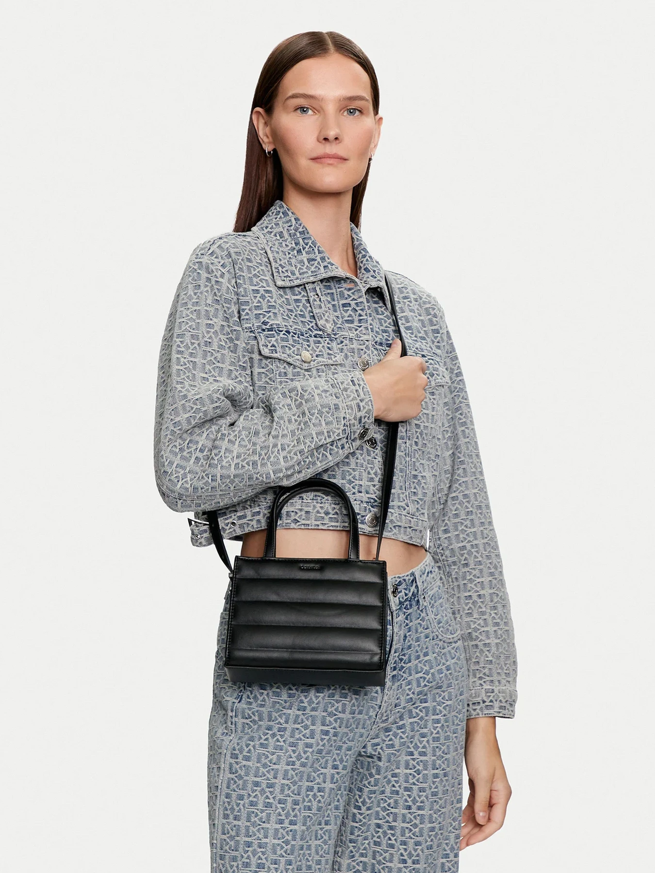 Сумки Calvin Klein модель K60K612116-BEH Сумки Calvin Klein модель K60K612116-BEH Фото