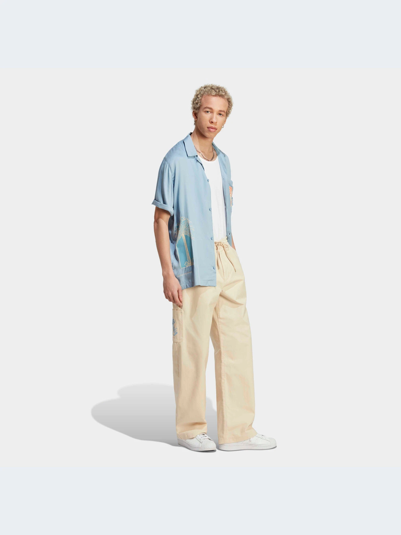 Рубашки Adidas Graphics модель IC5753-KZ Рубашки Adidas Graphics модель IC5753-KZ Фото
