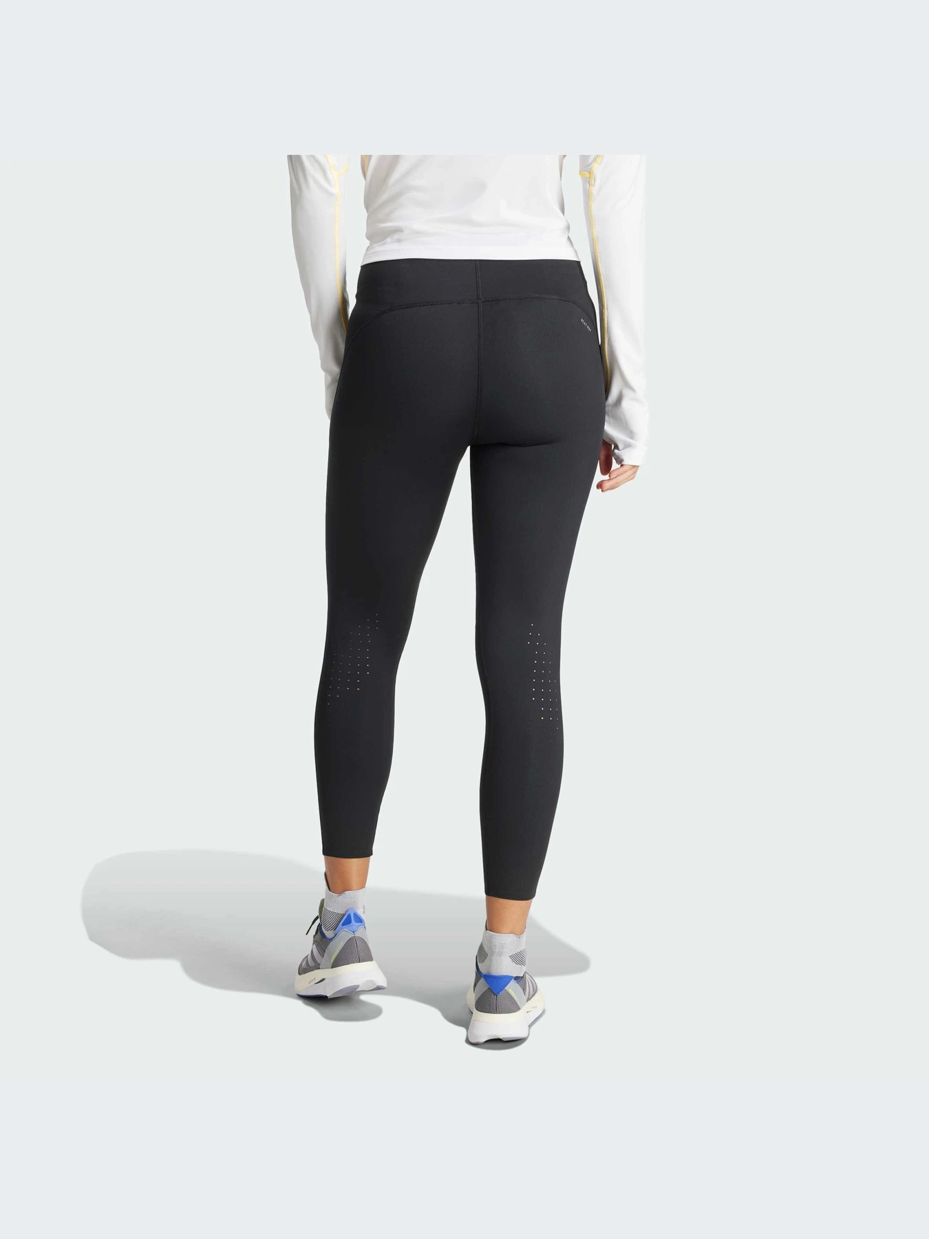 Брюки Adidas adizero модель IP3258-KZ Брюки Adidas adizero модель IP3258-KZ Фото