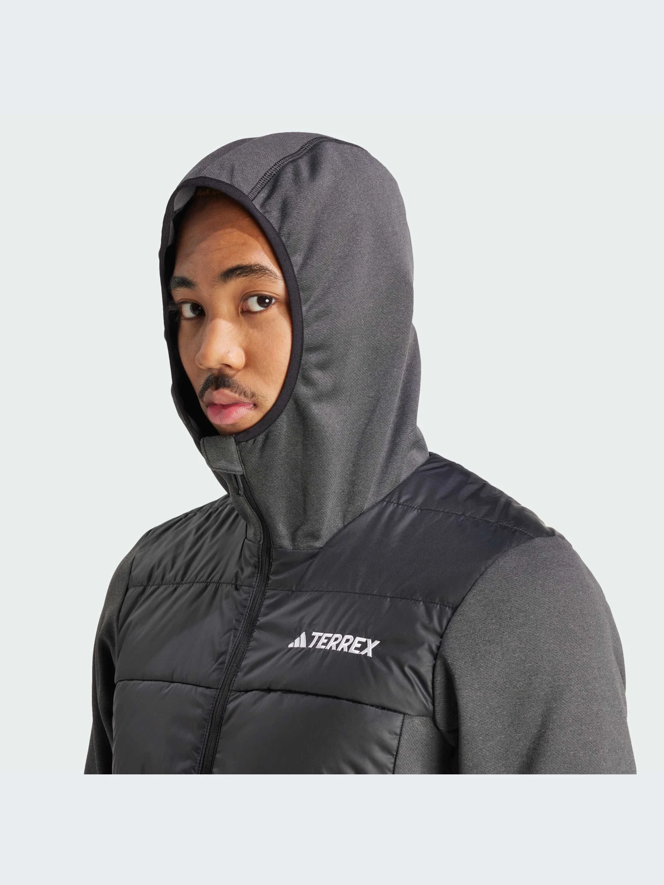 Куртки и дубленки Adidas модель IR7883-KZ Куртки и дубленки Adidas модель IR7883-KZ Фото