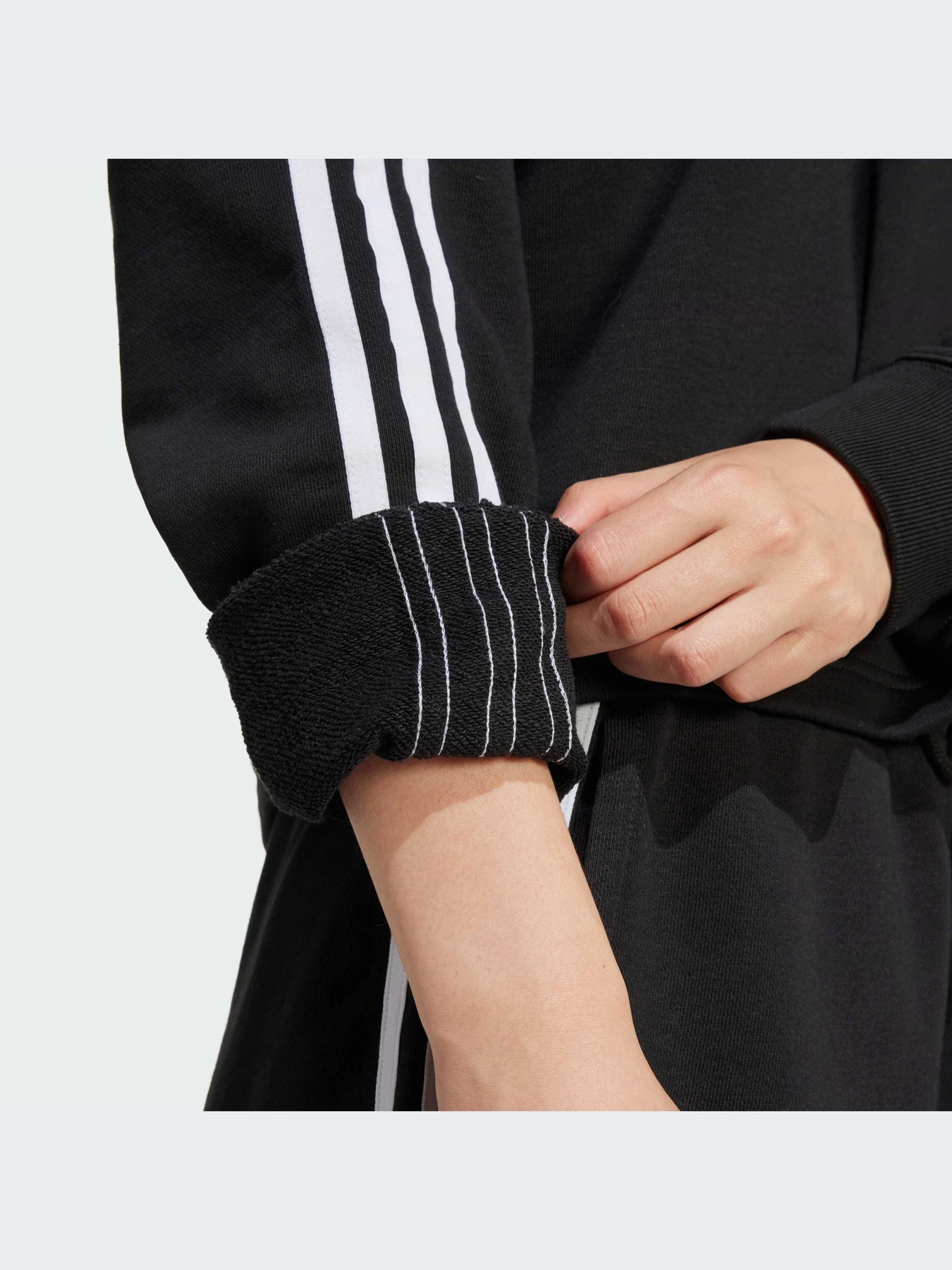 Худи и свитшоты Adidas модель IU2424-KZ Худи и свитшоты Adidas модель IU2424-KZ Фото