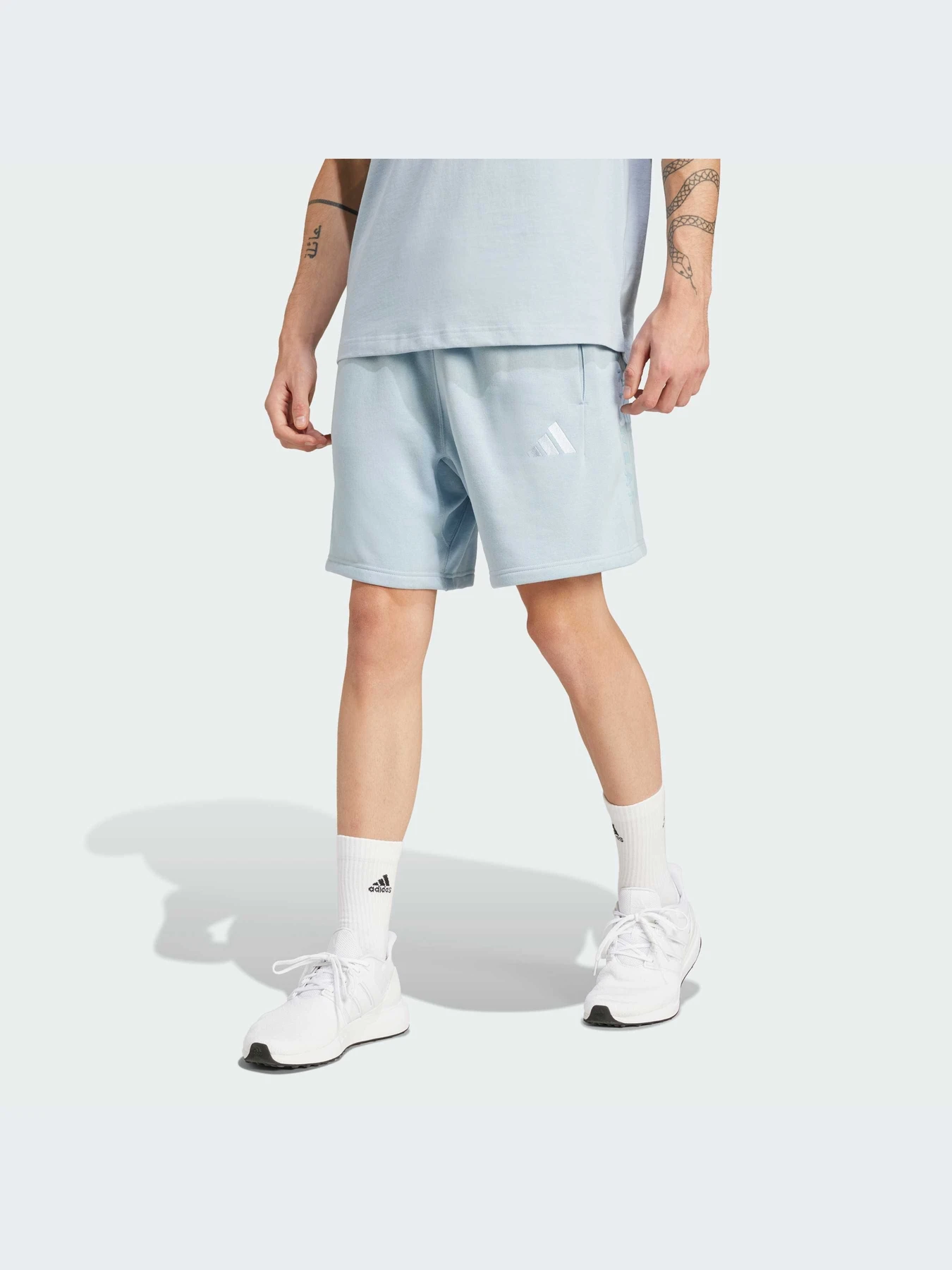 Шорты Adidas модель IY6603-KZ Шорты Adidas модель IY6603-KZ Фото