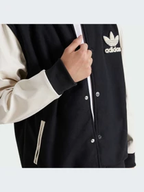 Куртки и дубленки Adidas Adicolor модель IY7505-KZ Фото