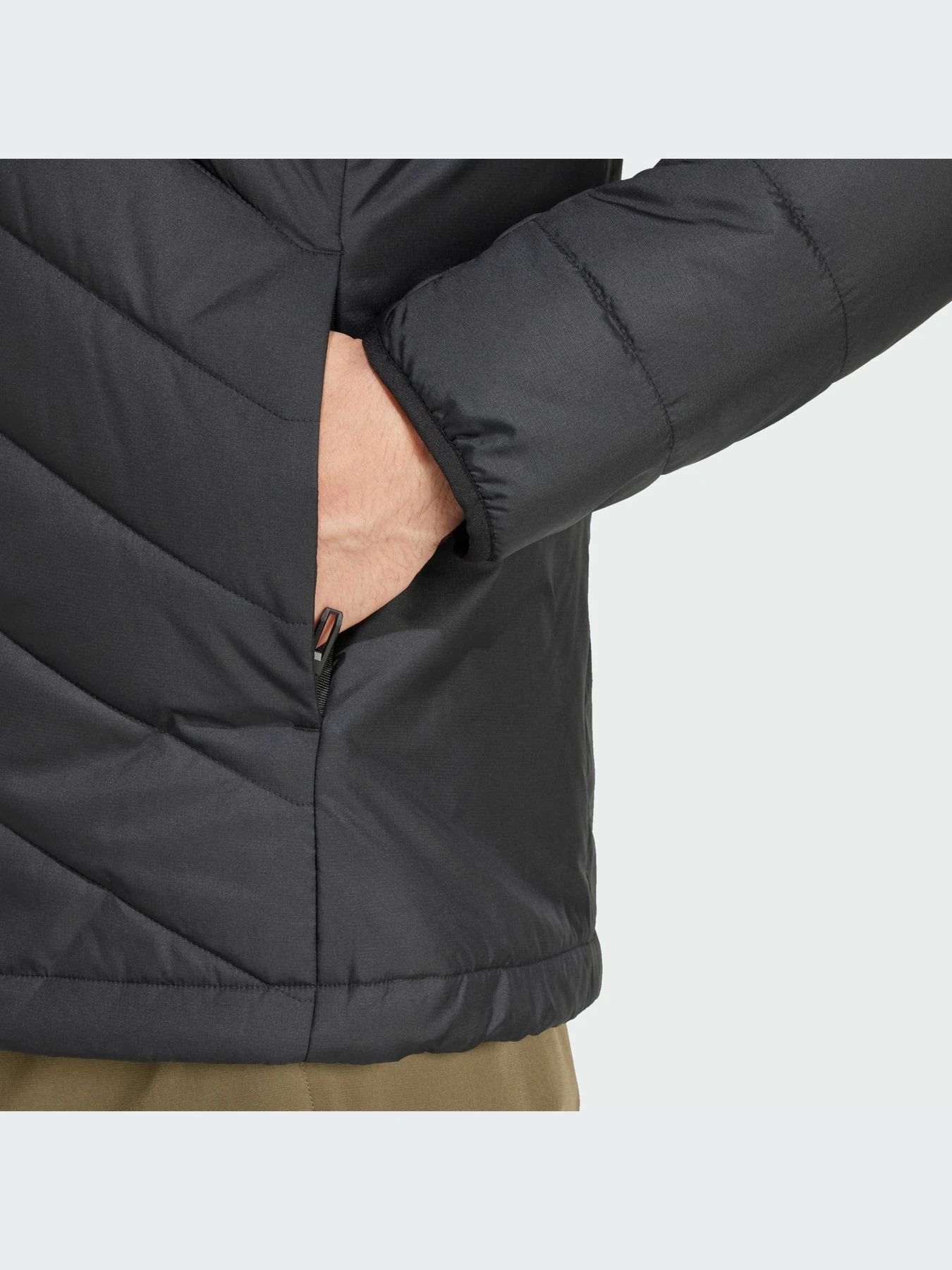 Куртки и дубленки Adidas модель IM7689-KZ Куртки и дубленки Adidas модель IM7689-KZ Фото