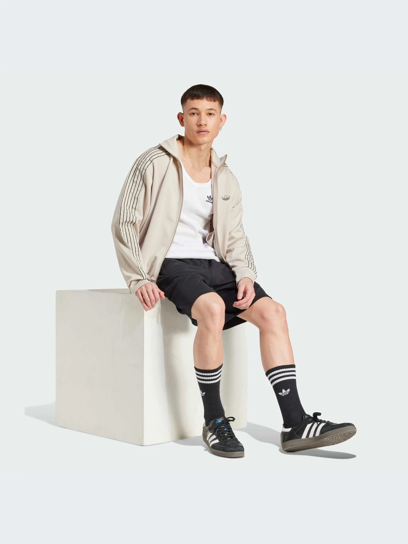 Шорты Adidas модель IY8520-KZ Шорты Adidas модель IY8520-KZ Фото