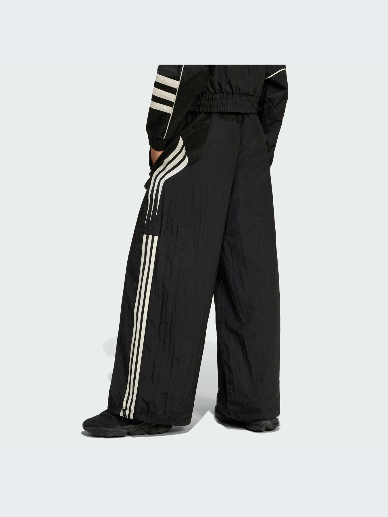 Брюки Adidas модель IW5509-KZ Брюки Adidas модель IW5509-KZ Фото
