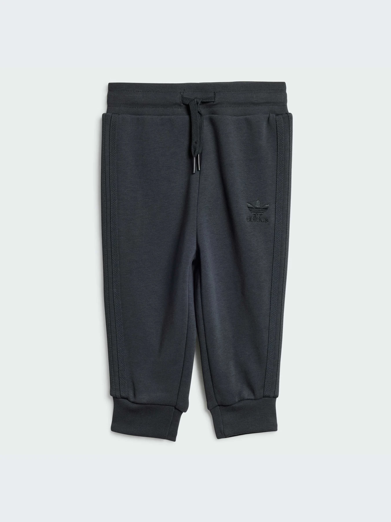 Костюмы Adidas модель IY1749-KZ Костюмы Adidas модель IY1749-KZ Фото