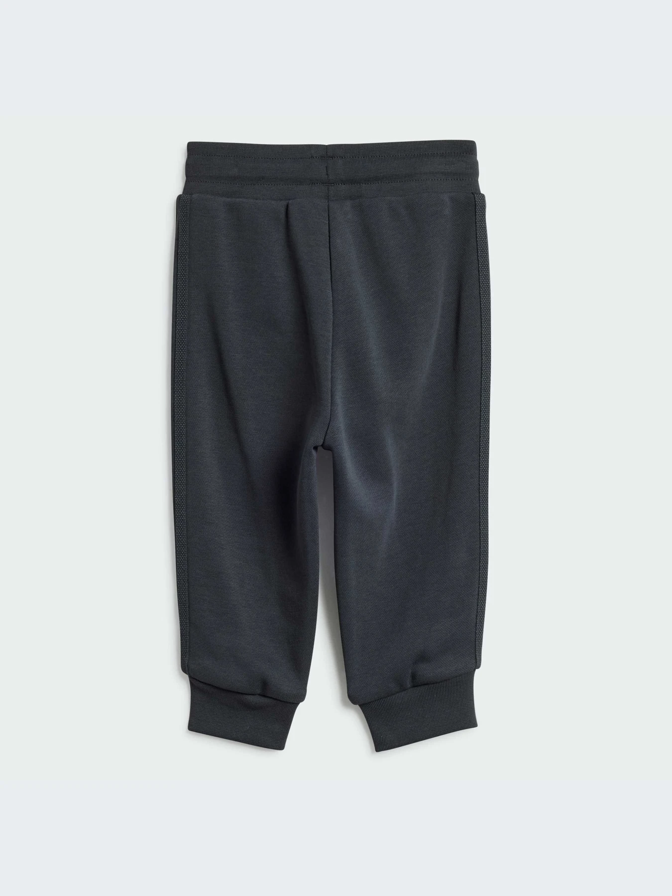 Костюмы Adidas модель IY1749-KZ Костюмы Adidas модель IY1749-KZ Фото